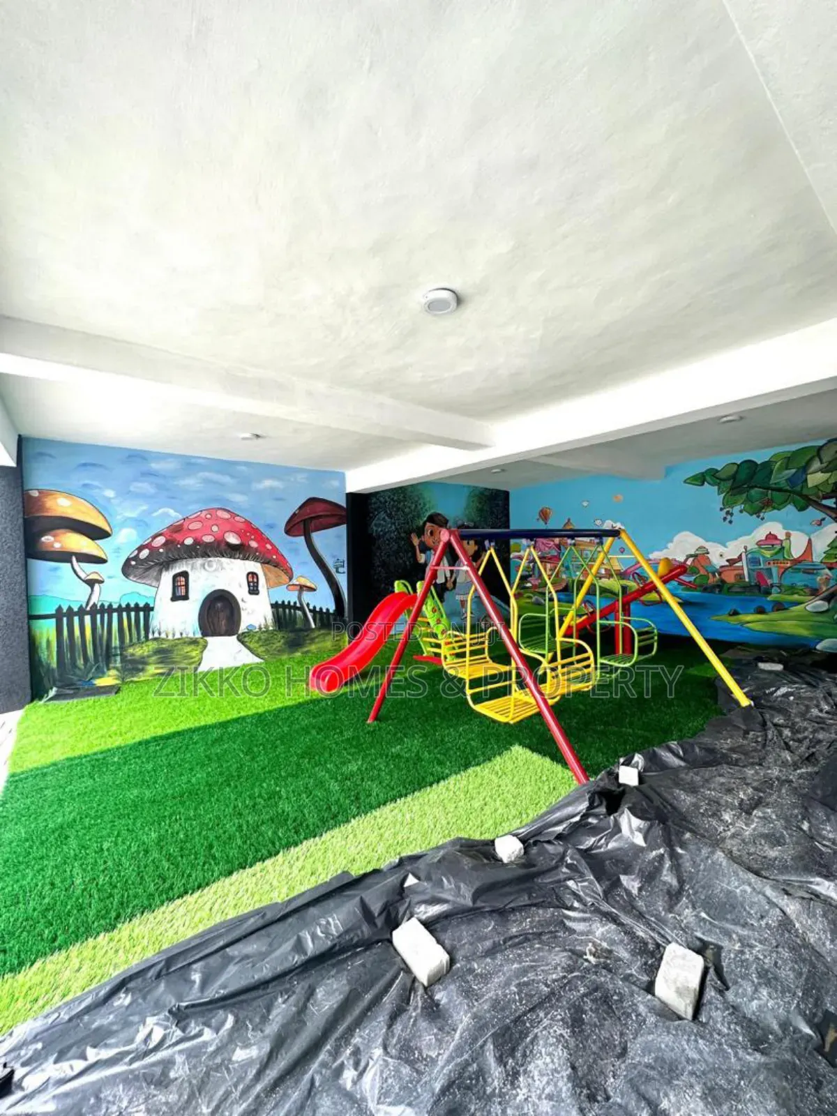 4bdrm Duplex in Ikota for sale in Ikota