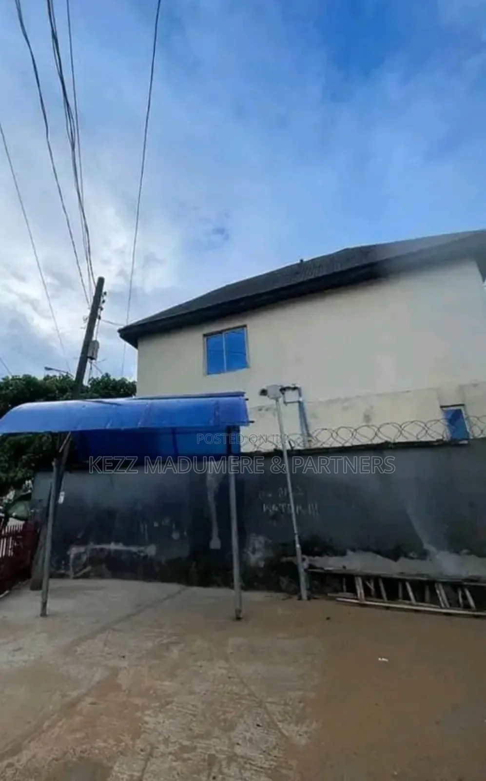 For Sale : Plaza at Trans Amadi , Port Harcourt in Port-Harcourt