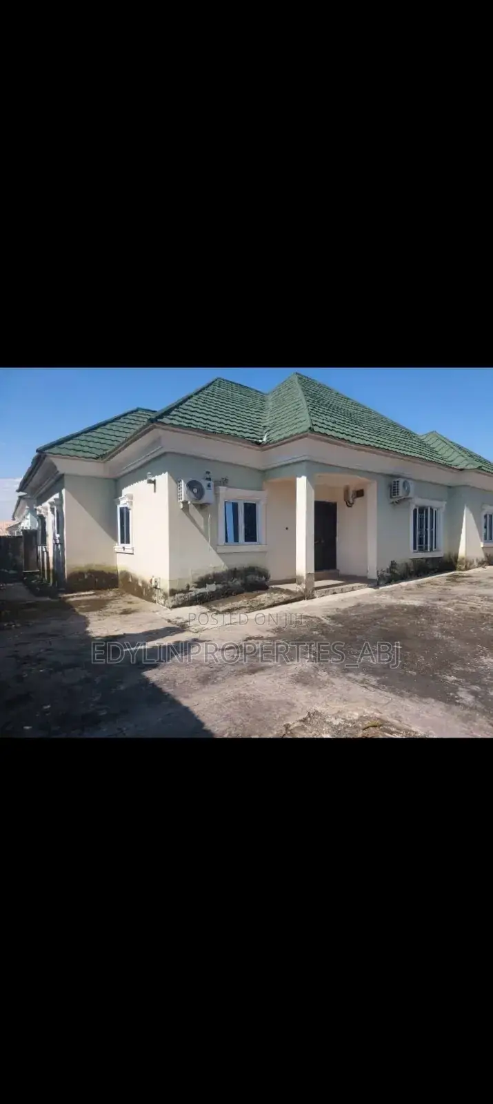 3bdrm Bungalow in Shabra Home, Lugbe District for sale in Lugbe District