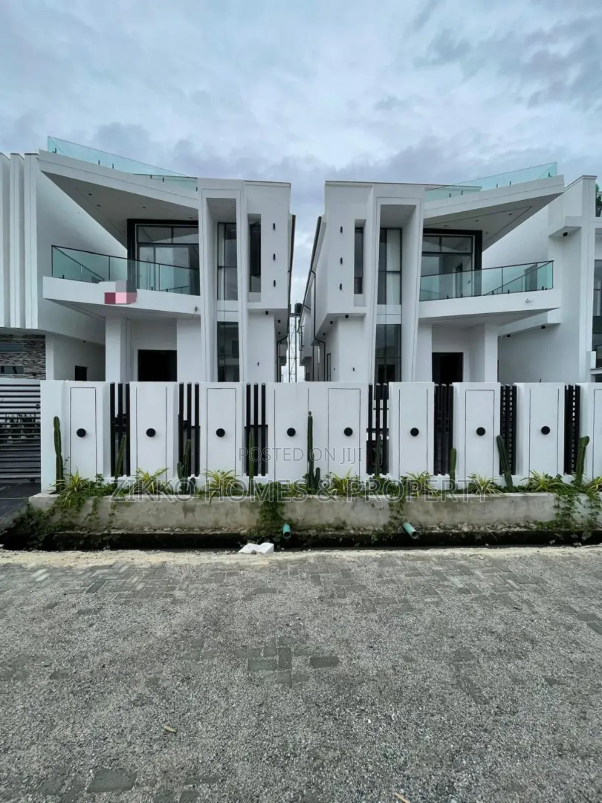 5bdrm Duplex in Ajah for sale in Ajah