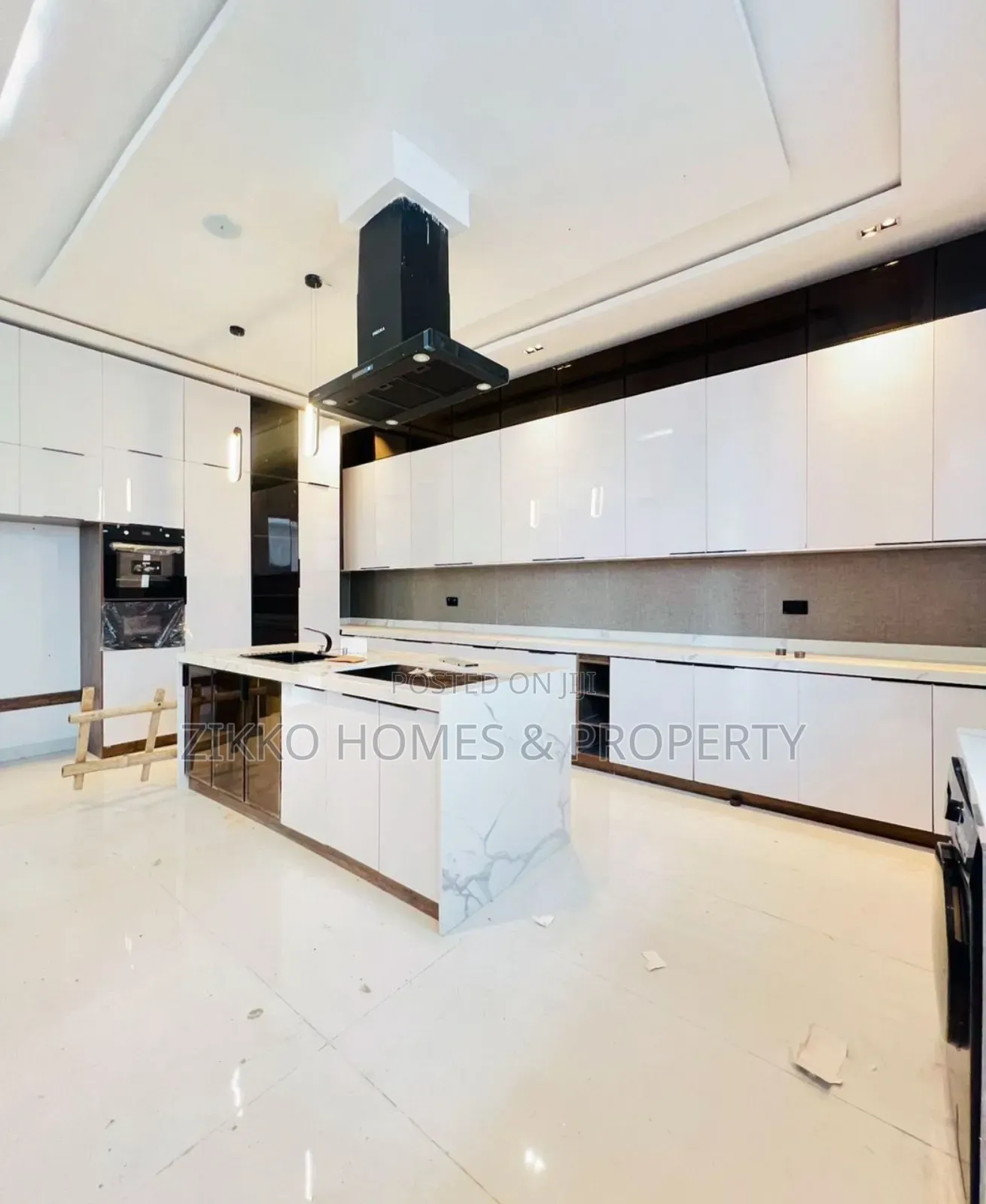 5bdrm Duplex in Ajah for sale in Ajah