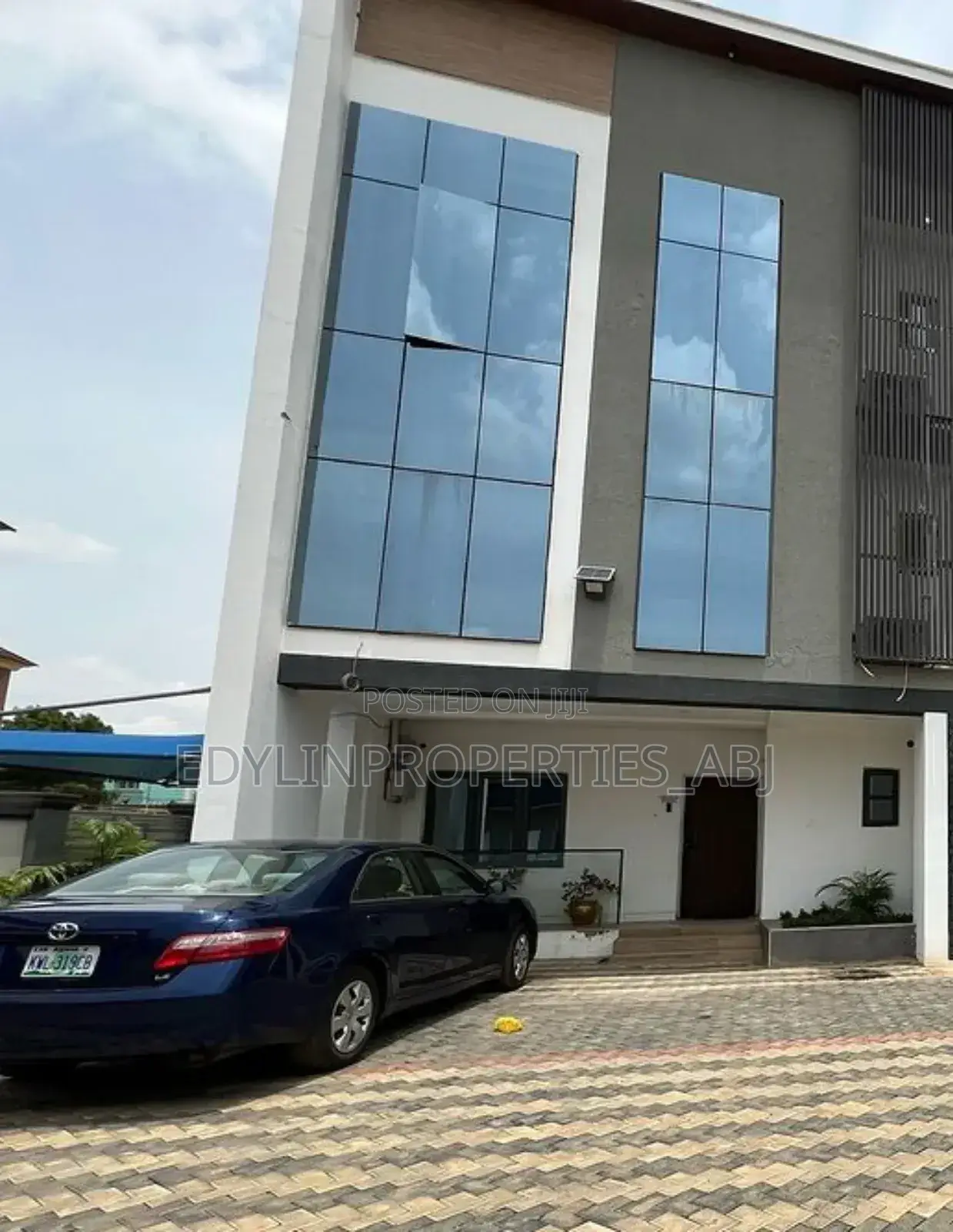 4bdrm Duplex in Wuye for sale in Wuye