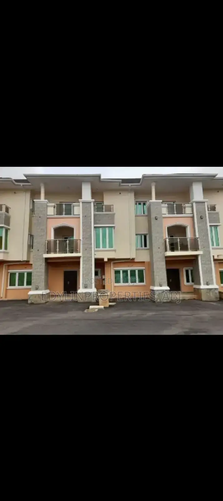 5bdrm Duplex in Kado for sale in Kado