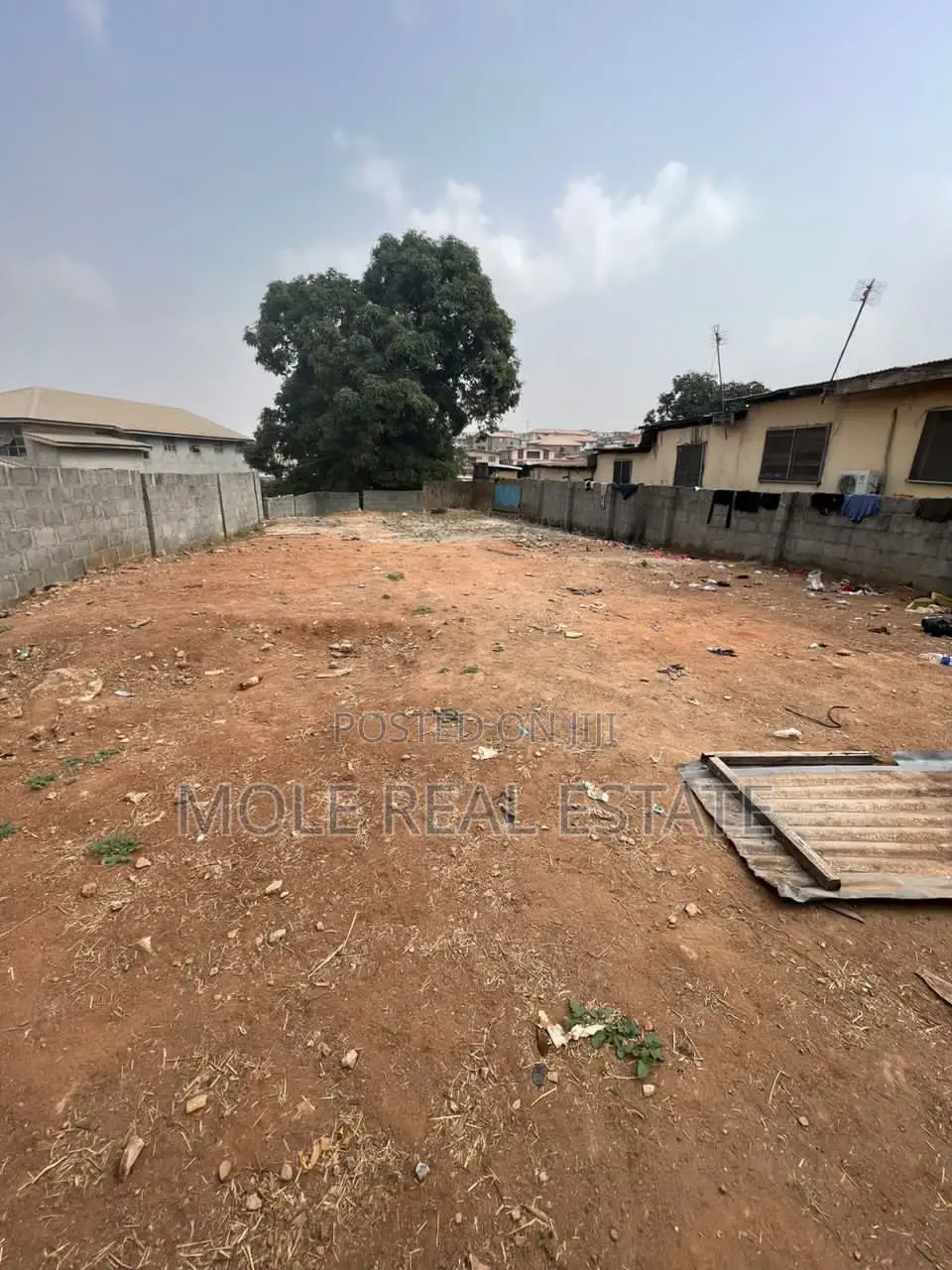 30ft by 60ft Pako Bustop Ikun Iguando Rd in Ikotun/Igando