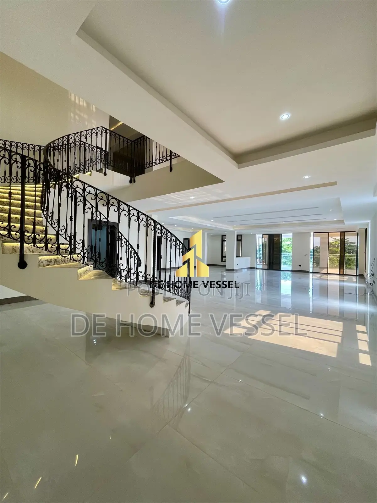 5bdrm Penthouse in Ikoyi for sale in Ikoyi