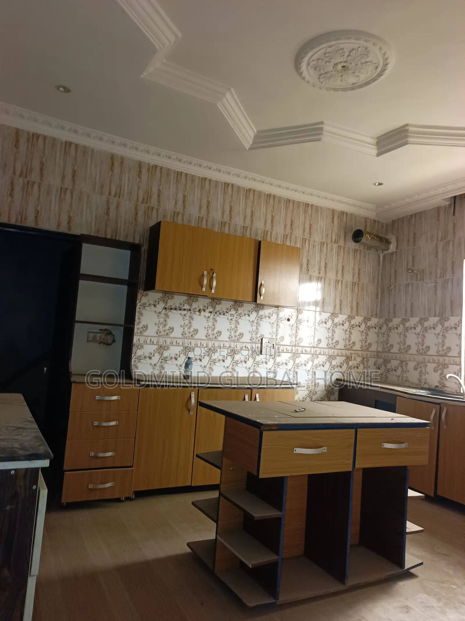 3bdrm Bungalow in Goldmind Estate, Sabon Lugbe for sale in Sabon Lugbe