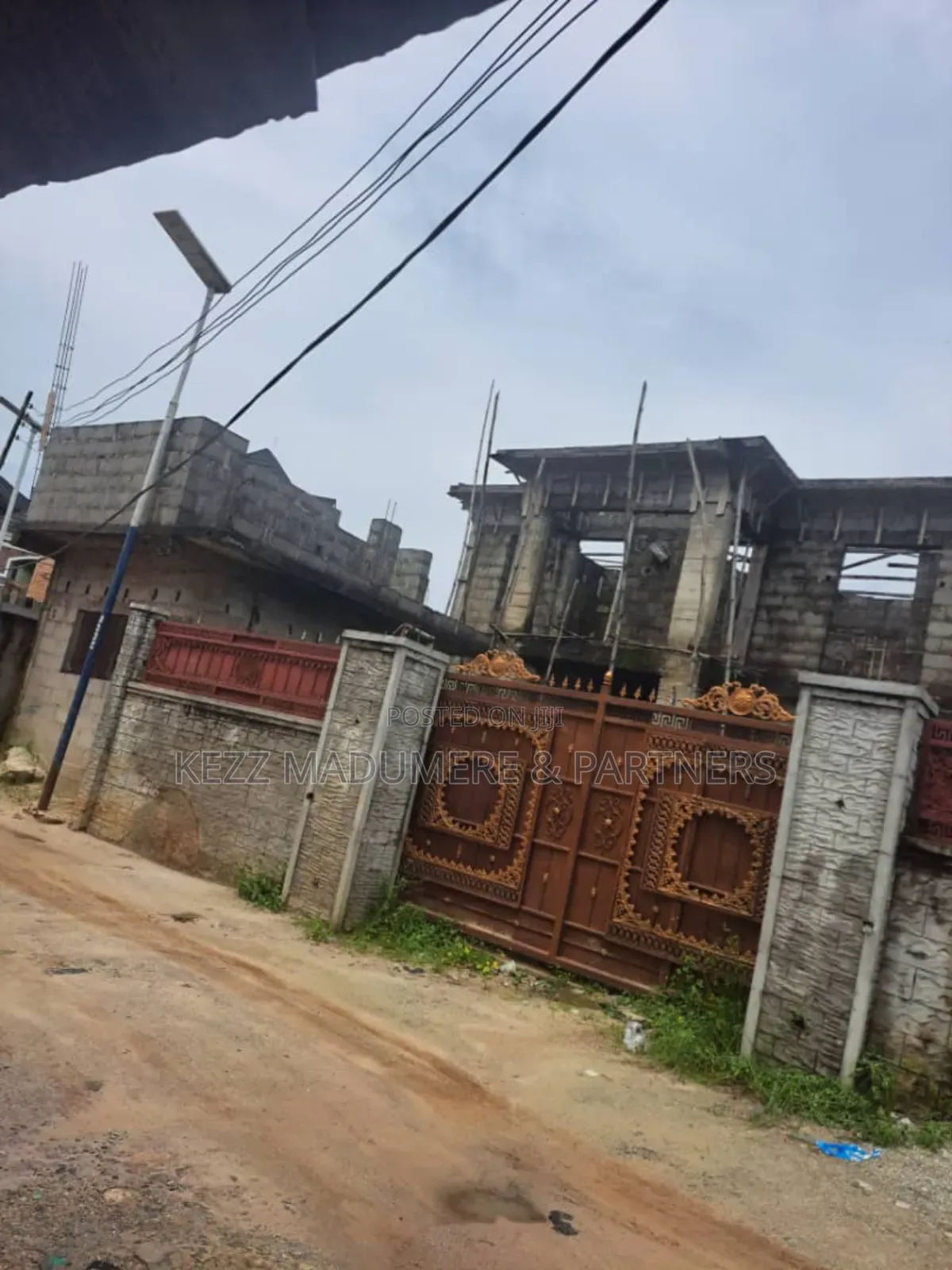 5bdrm Duplex in Located Within, Port-Harcourt for sale in Port-Harcourt