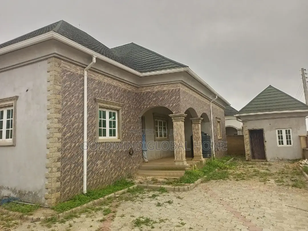 Furnished 3bdrm Bungalow in Goldmind Estate, Zone B for sale in Zone B