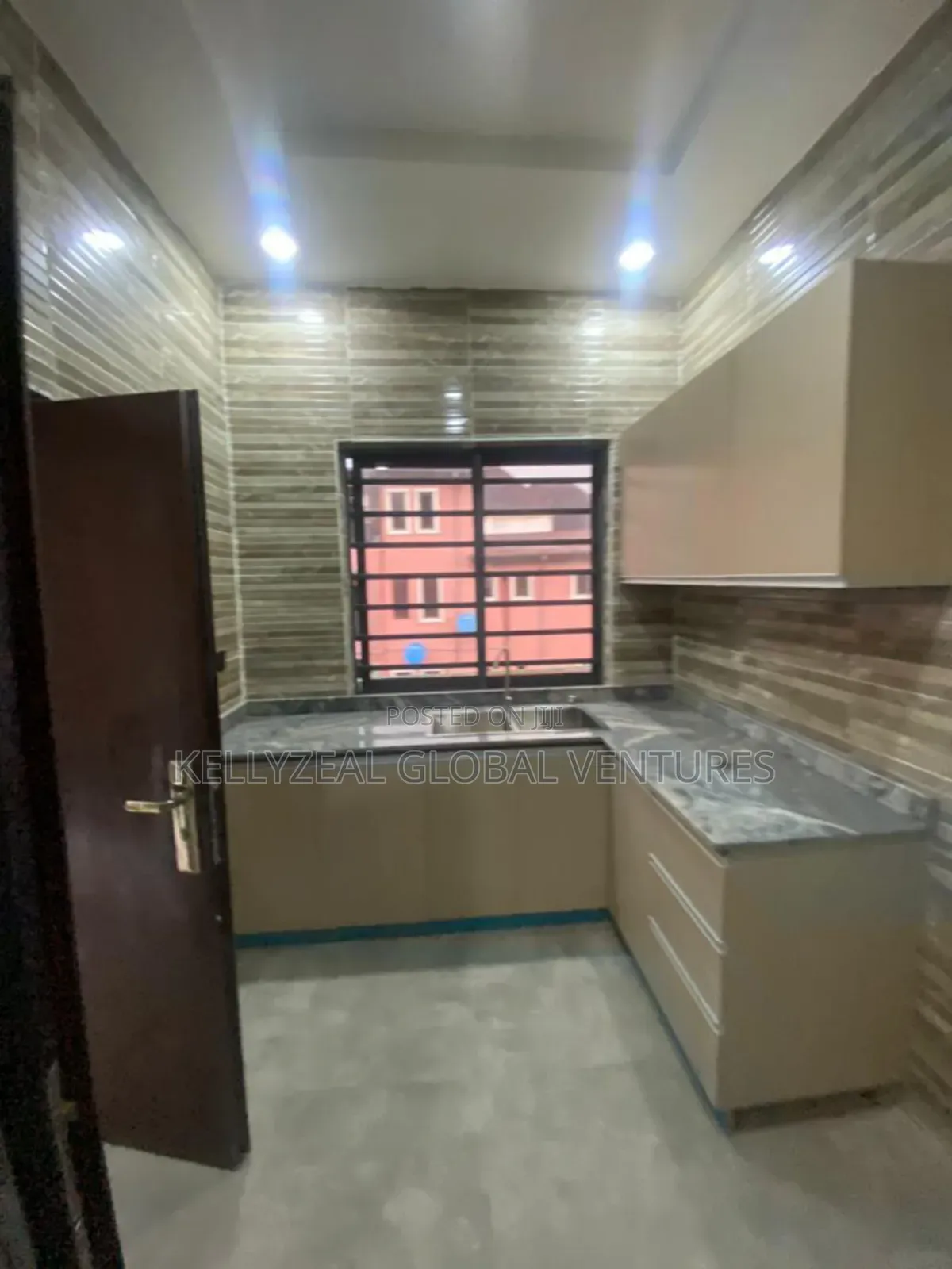 3bdrm Apartment in Greenfield Estate, Ago Palace for rent in Ago Palace
