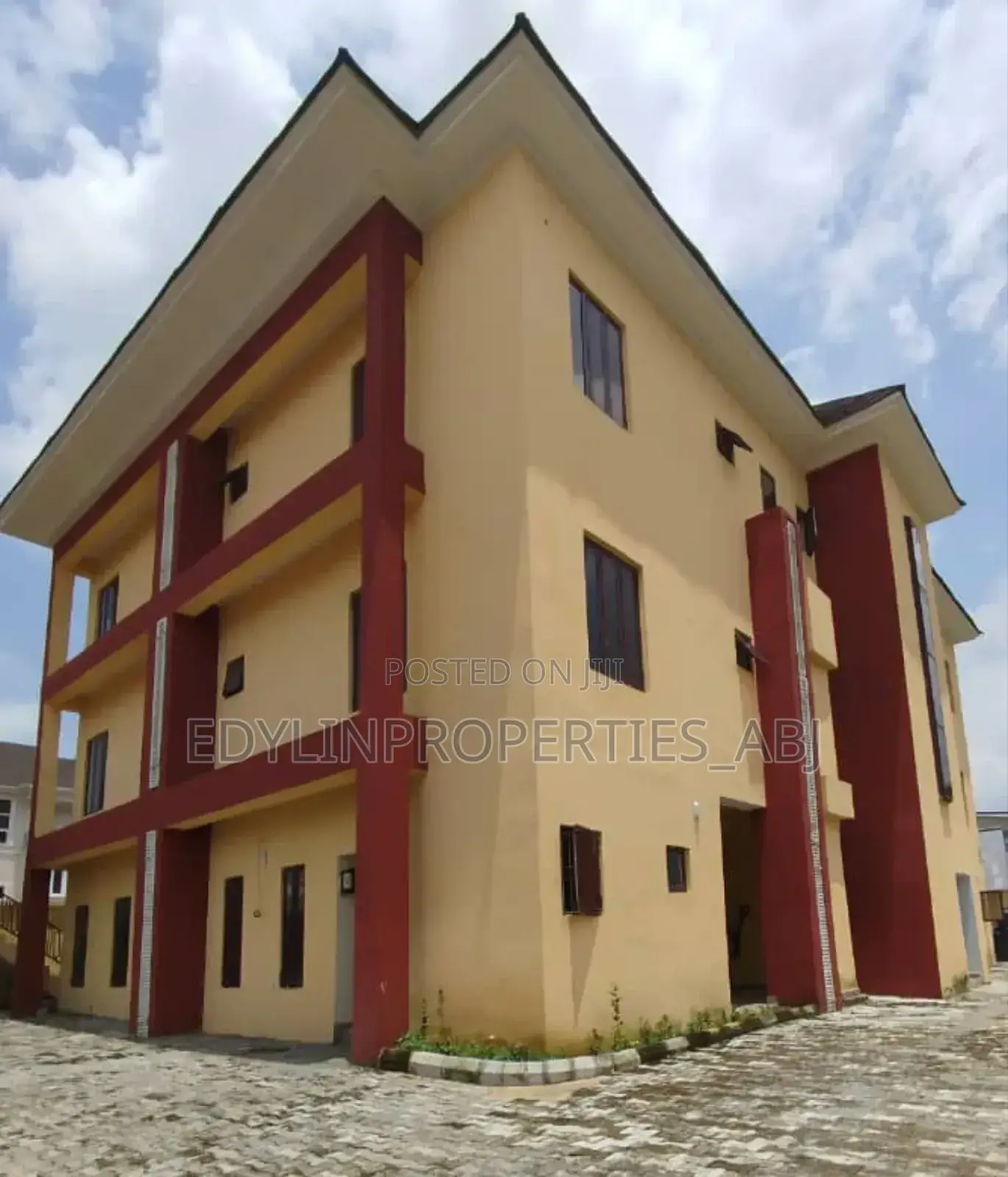 2bdrm Block of Flats in Katampe (Main) for sale in Katampe (Main)