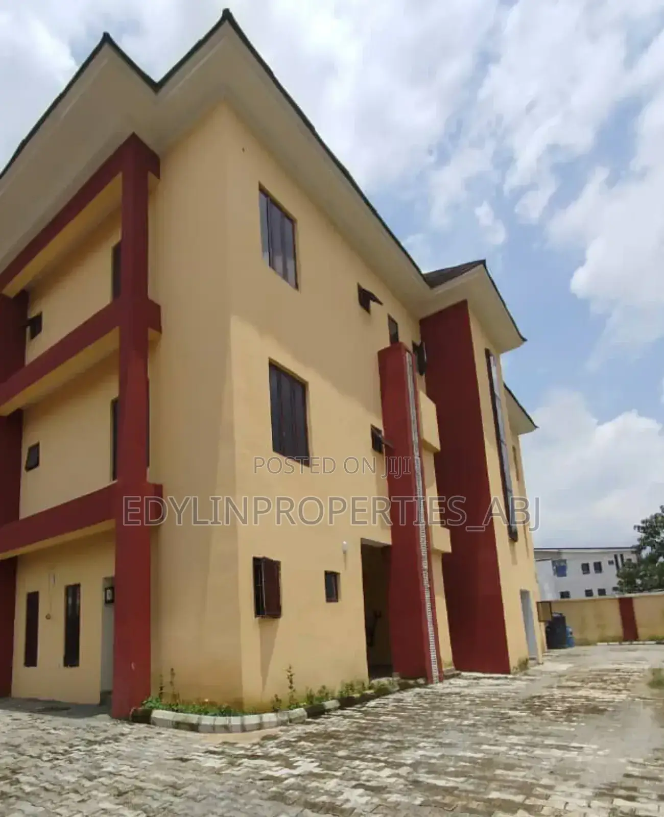 2bdrm Block of Flats in Katampe (Main) for sale in Katampe (Main)