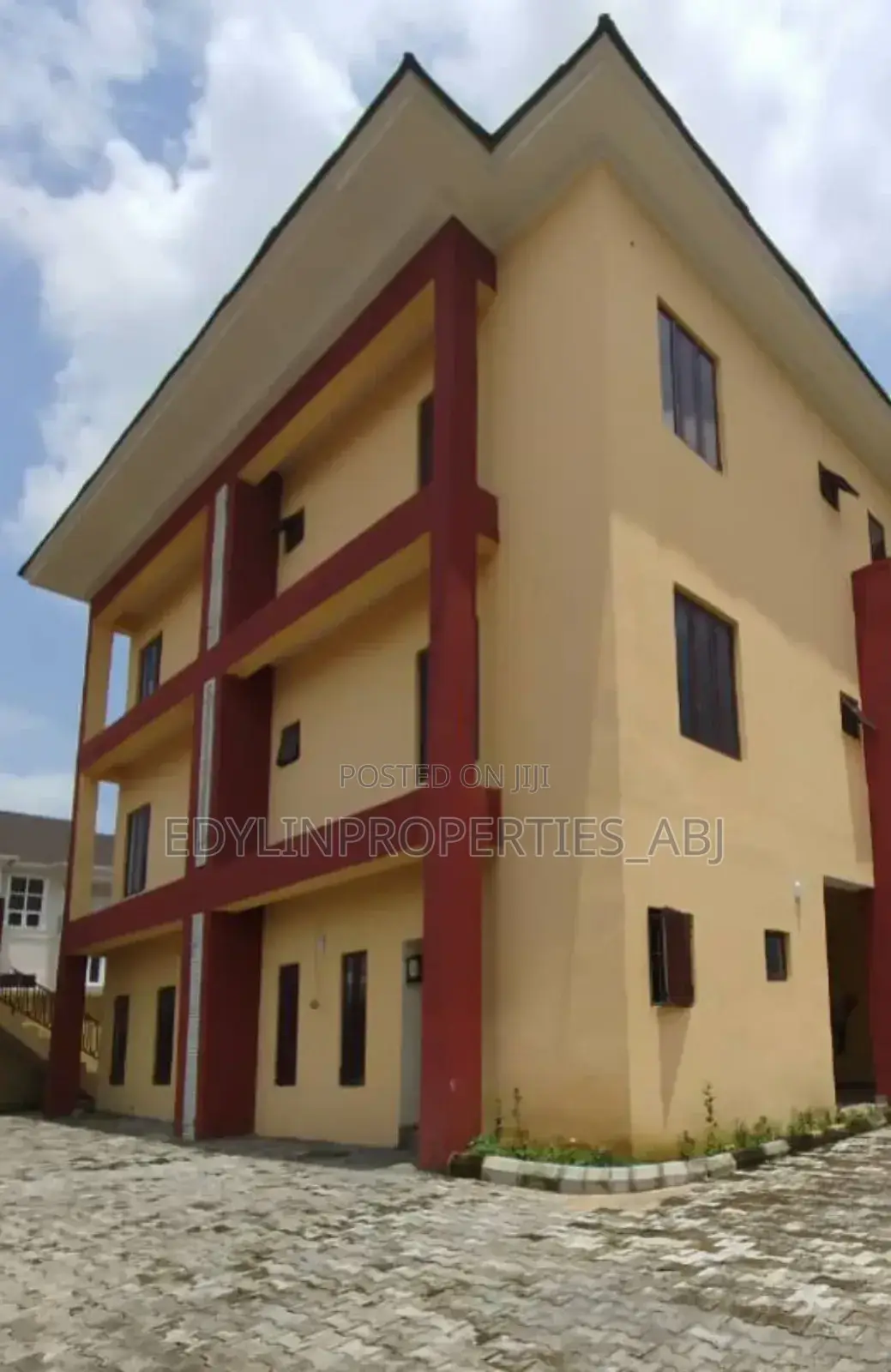 2bdrm Block of Flats in Katampe (Main) for sale in Katampe (Main)