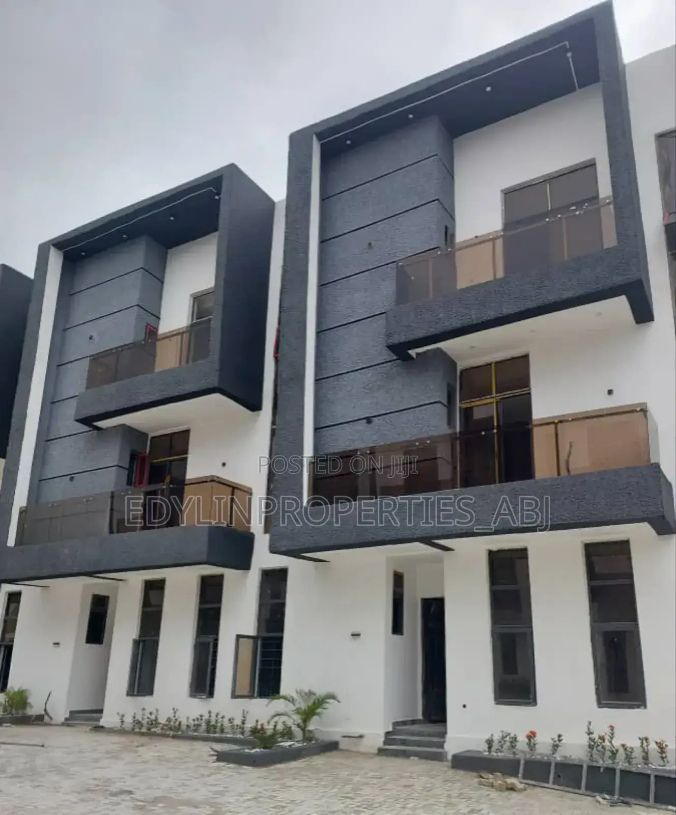 4bdrm Duplex in Jahi for sale in Jahi