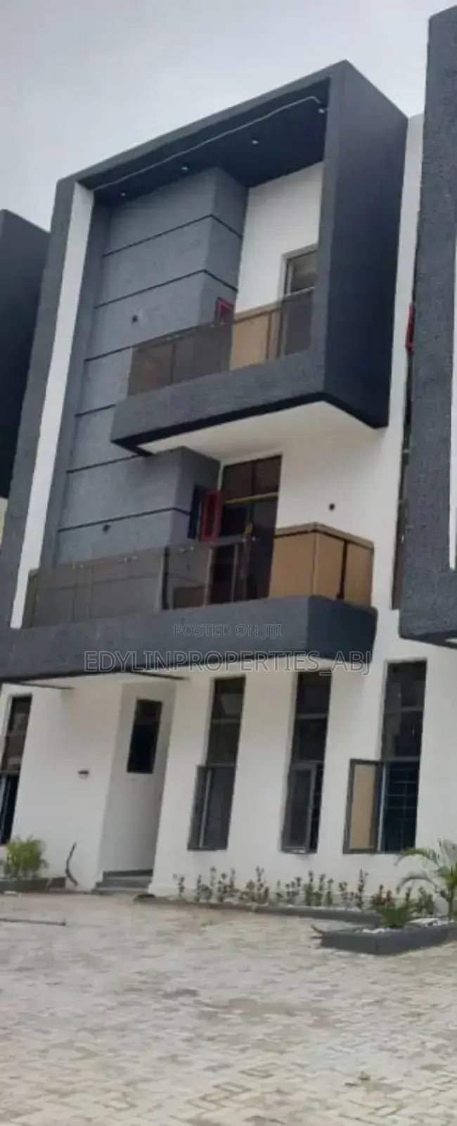 4bdrm Duplex in Jahi for sale in Jahi