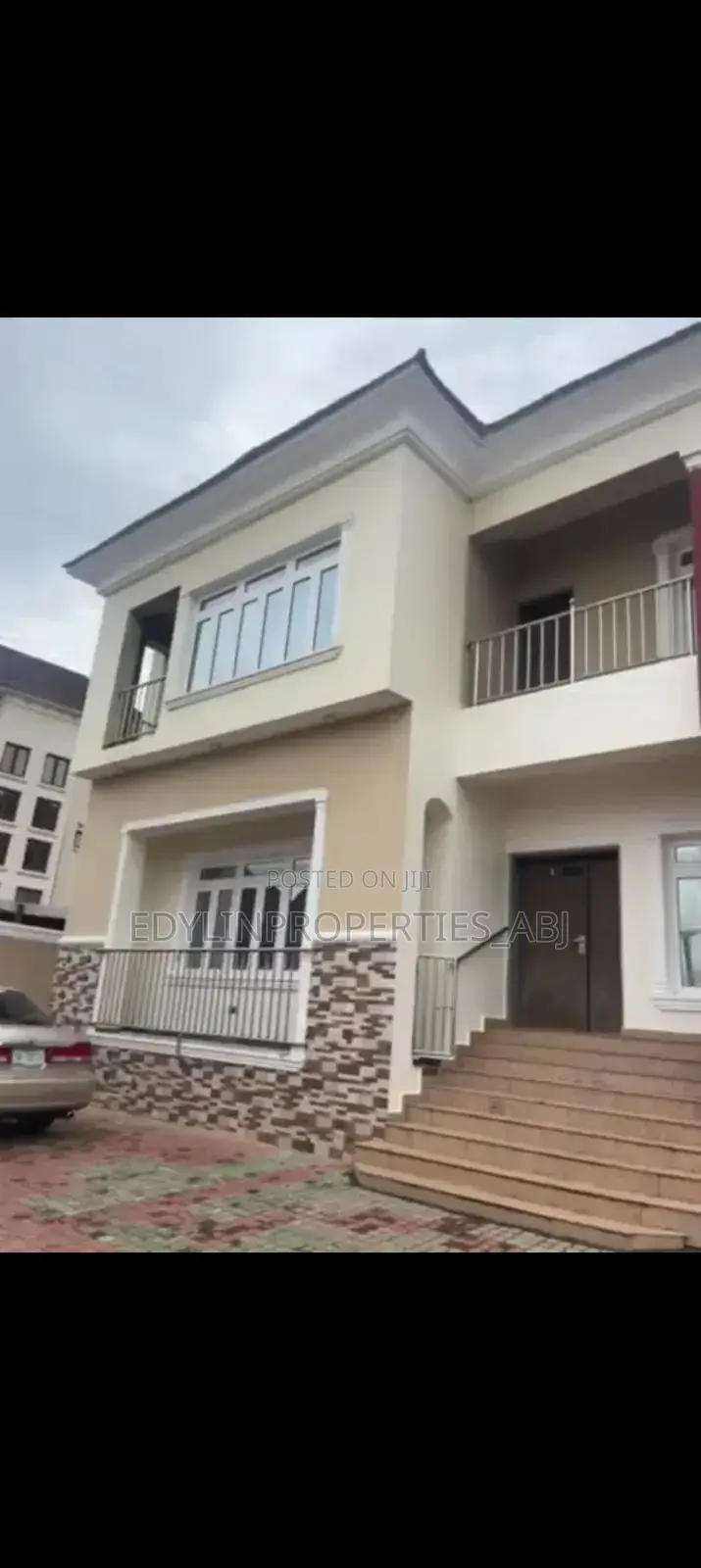 4bdrm Duplex in Zone B for sale in Zone B