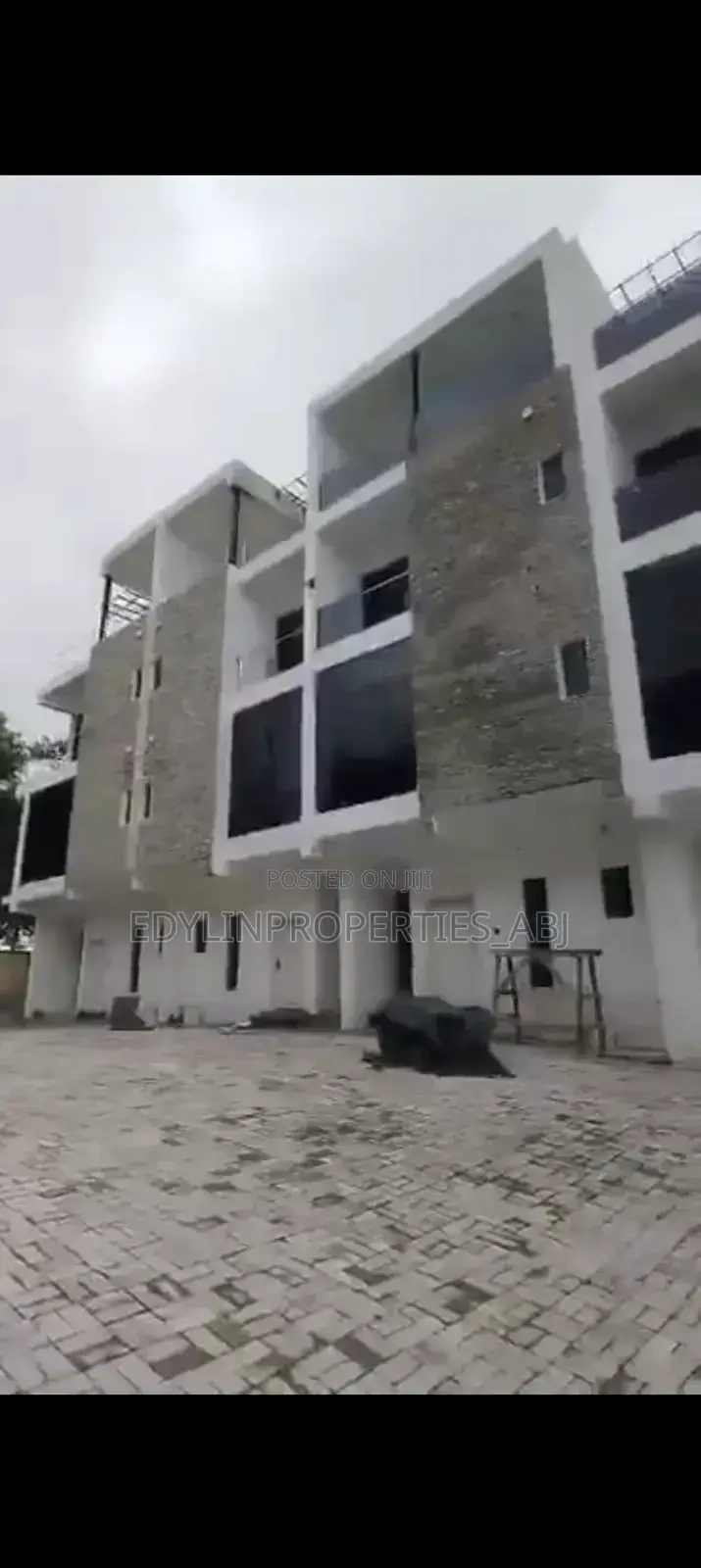 5bdrm Duplex in Guzape District for sale in Guzape District