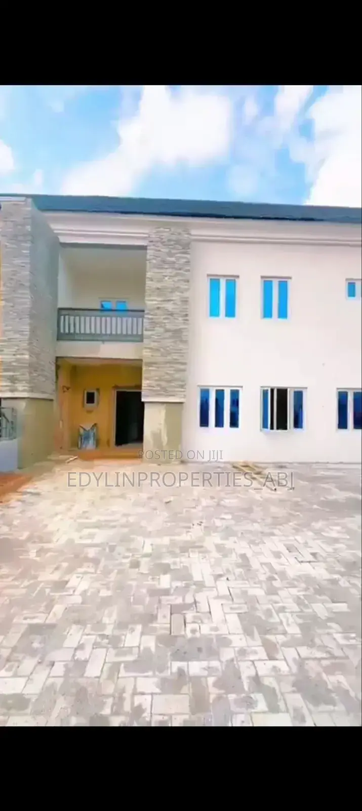 4bdrm Duplex in Life Camp for sale in Life Camp