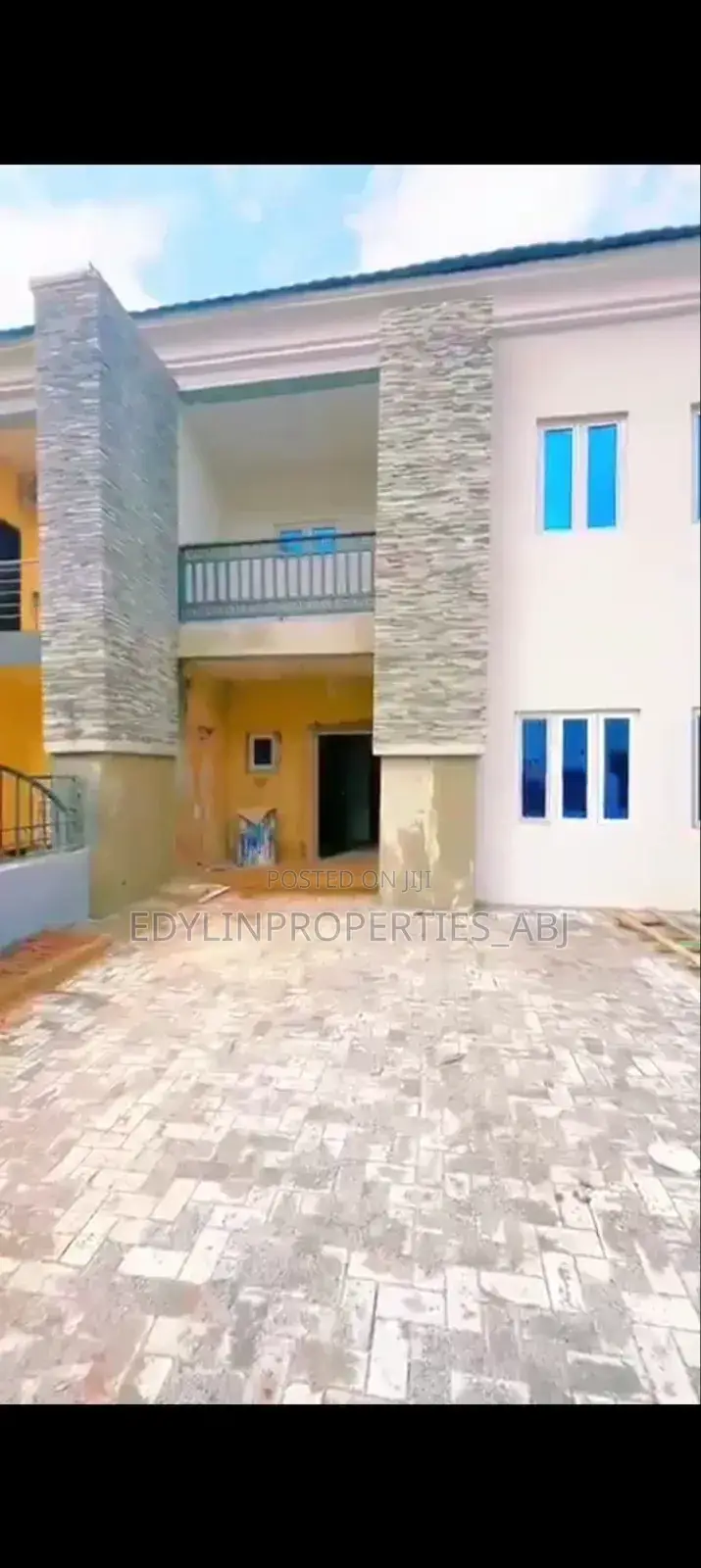 4bdrm Duplex in Life Camp for sale in Life Camp