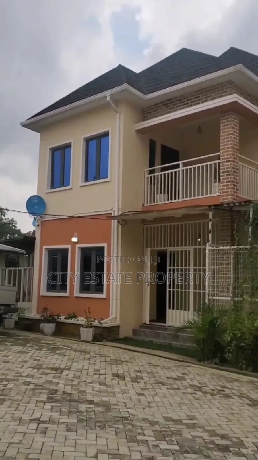 Furnished 5bdrm Duplex in Durumi for sale in Durumi