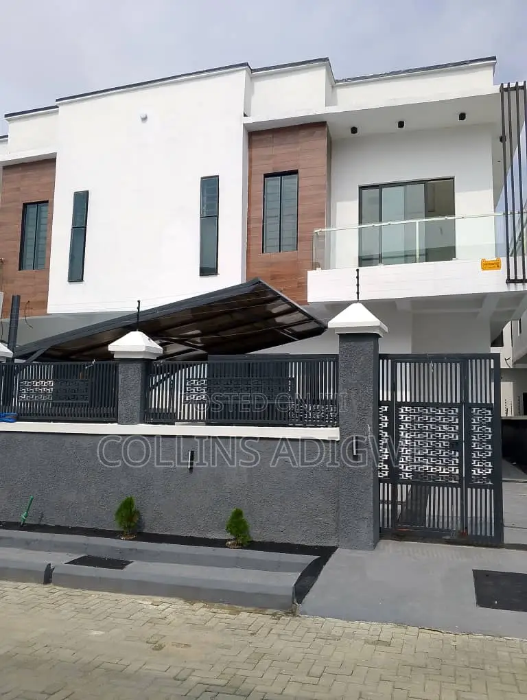 4bdrm Duplex in Orchid  Chevron for sale in Chevron