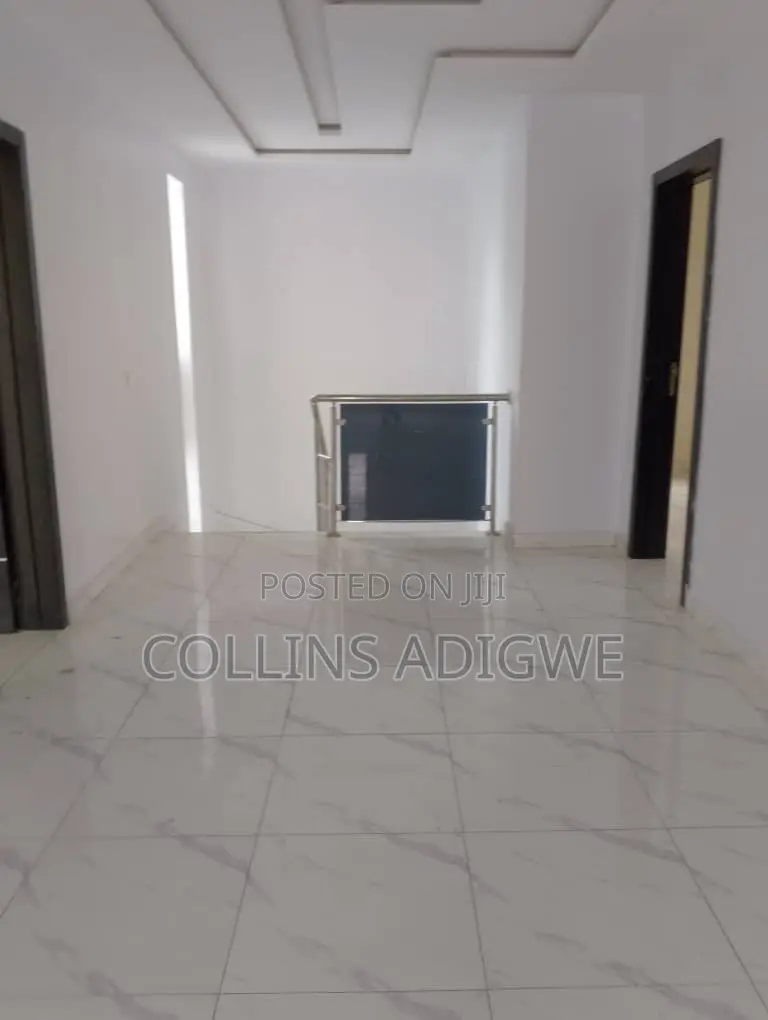 4bdrm Duplex in Orchid Road. Lekki, Chevron for sale in Chevron