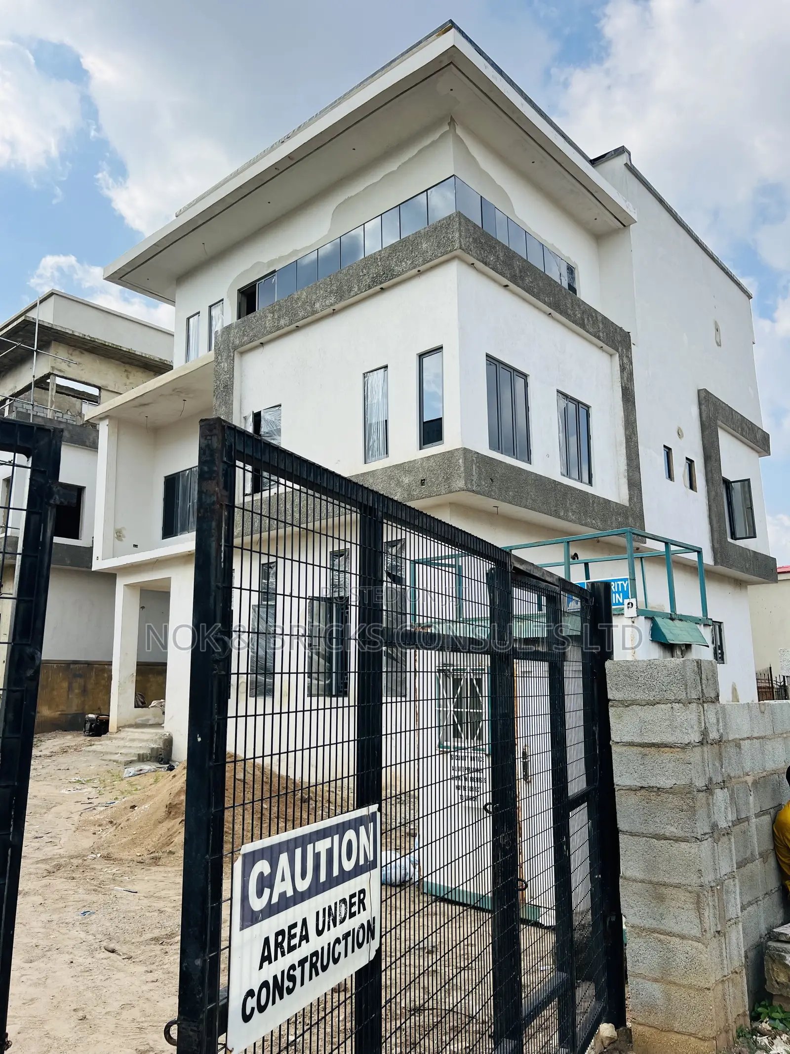 6bdrm Duplex in Simon’S Luxury, Guzape District for sale in Guzape District