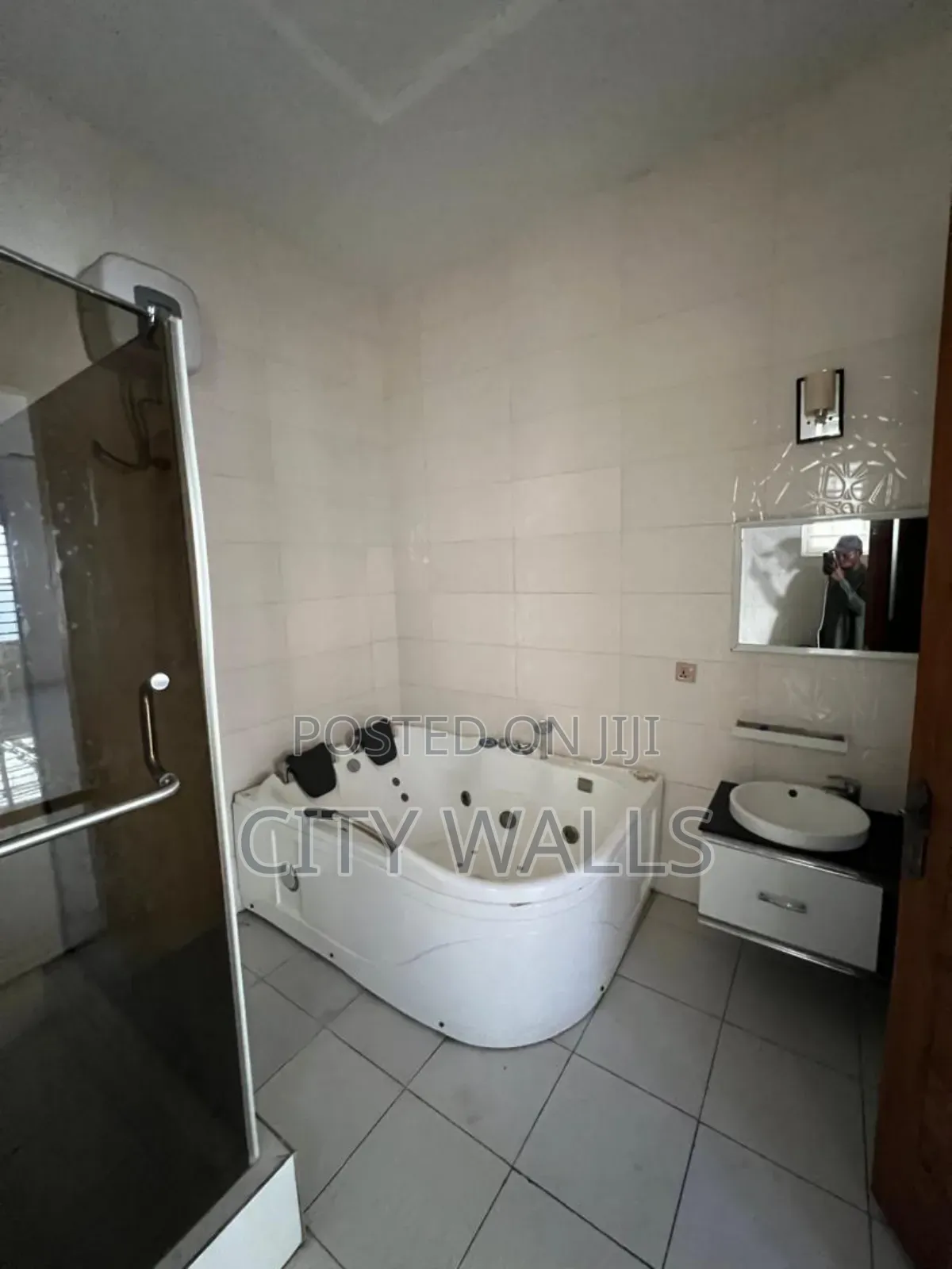 1bdrm Shared Apartment in Chevy View Estate, Chevron for rent in Chevron