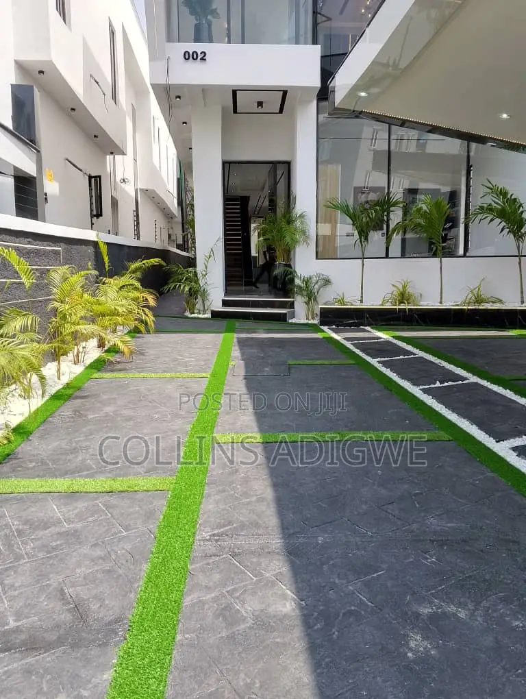 5bdrm Duplex in Oral Estate Chevron for sale in Chevron