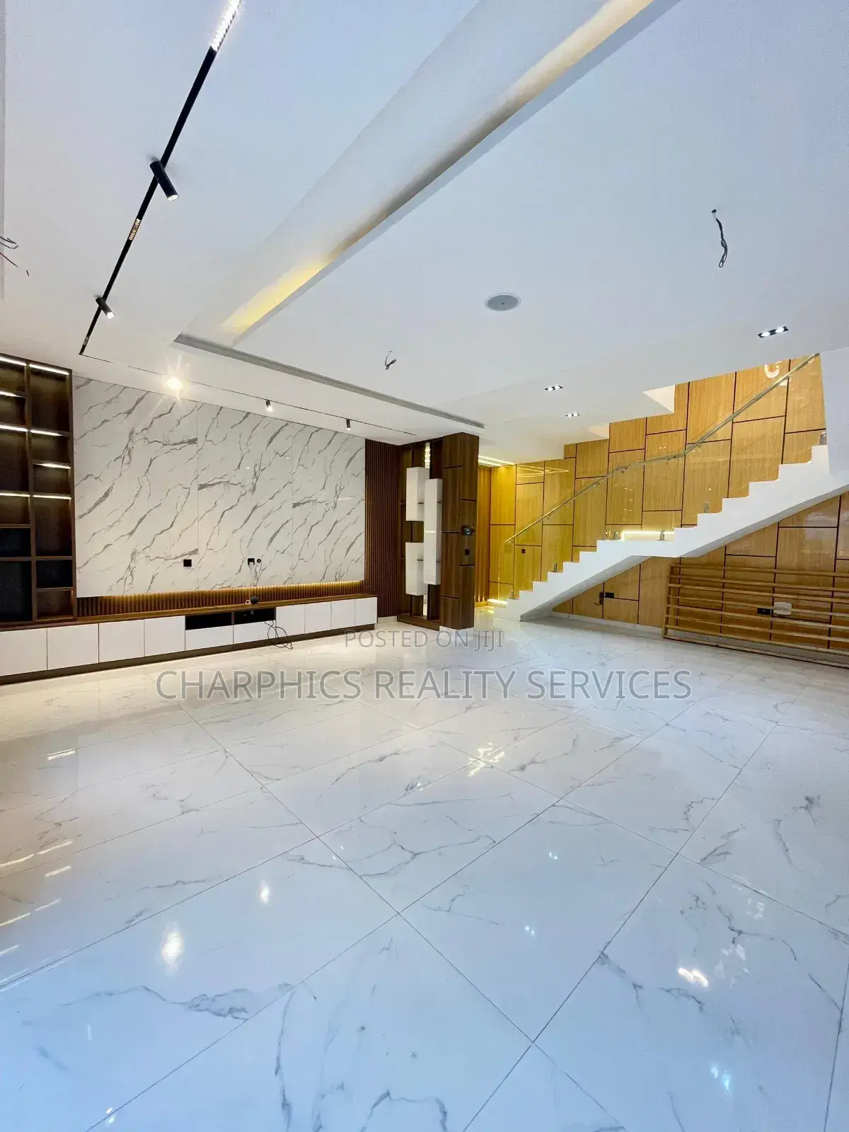 4bdrm Duplex in Lekki for sale in Lekki