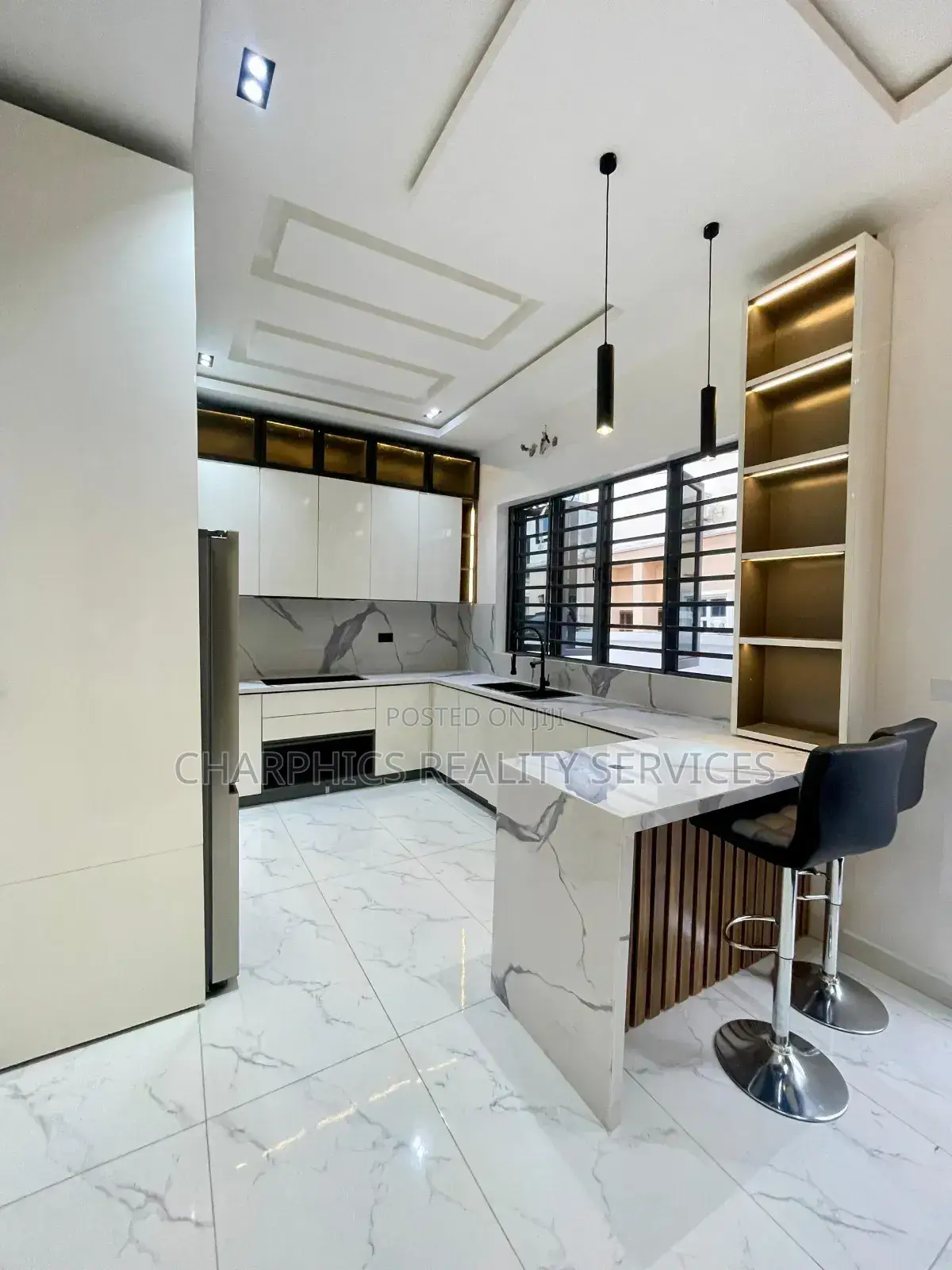 4bdrm Duplex in Lekki for sale in Lekki