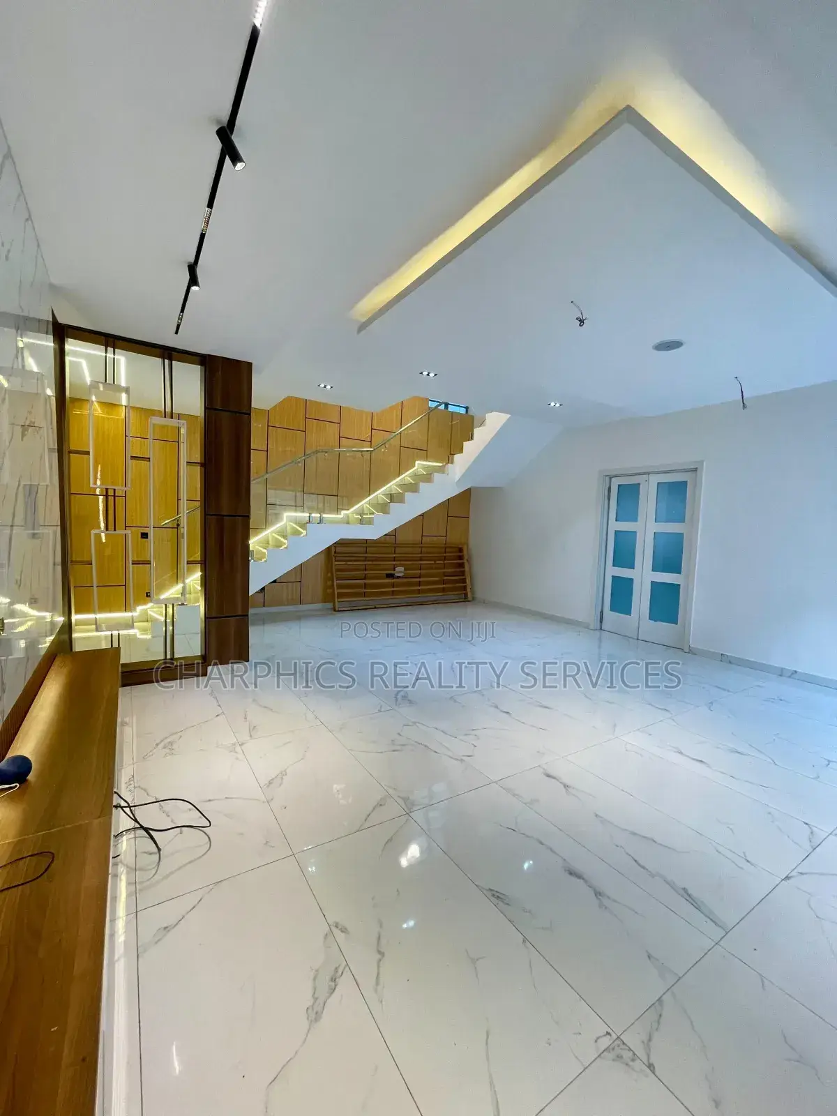 4bdrm Duplex in Lekki for sale in Lekki