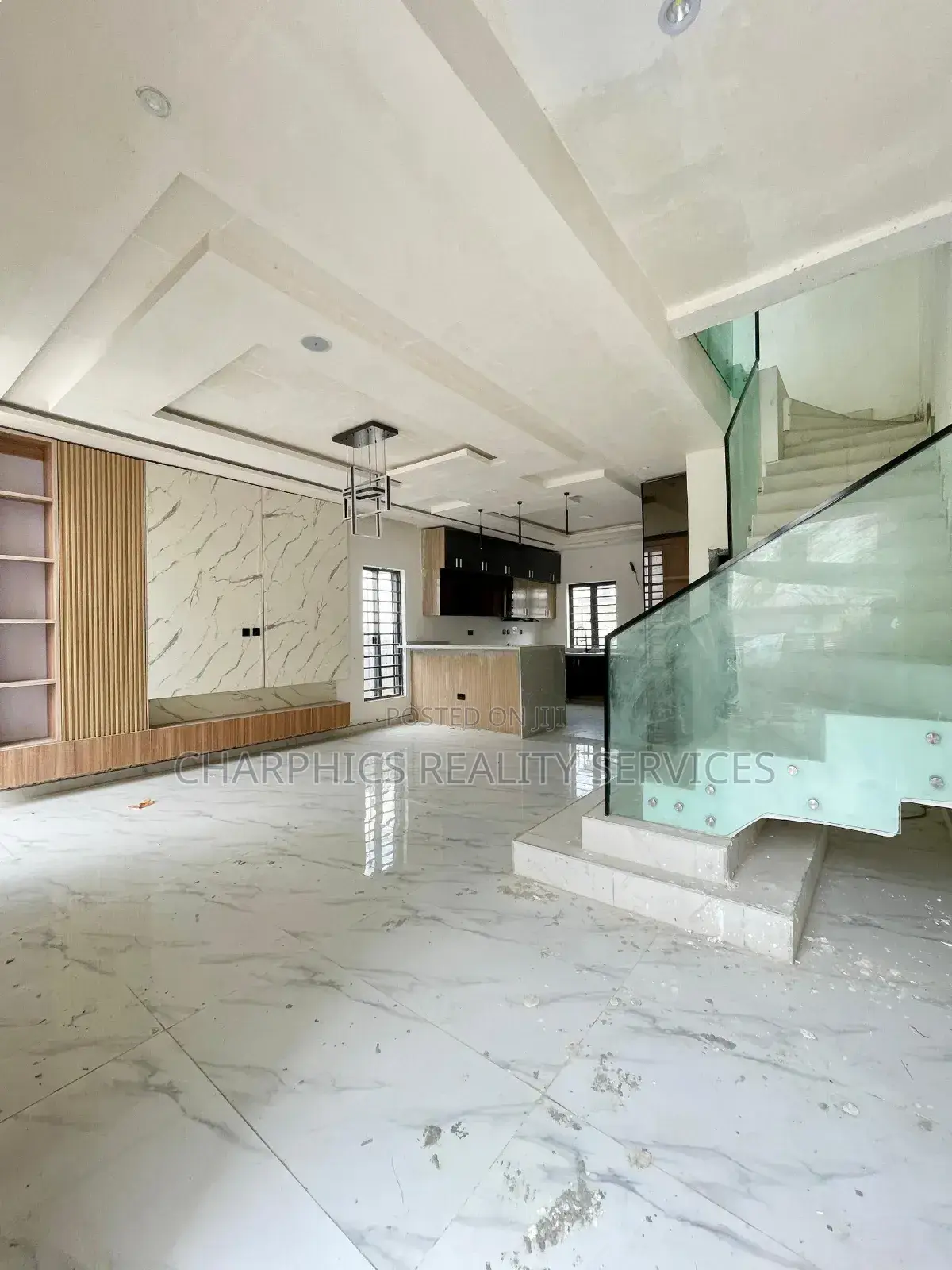 4bdrm Duplex in Ikota for sale in Ikota