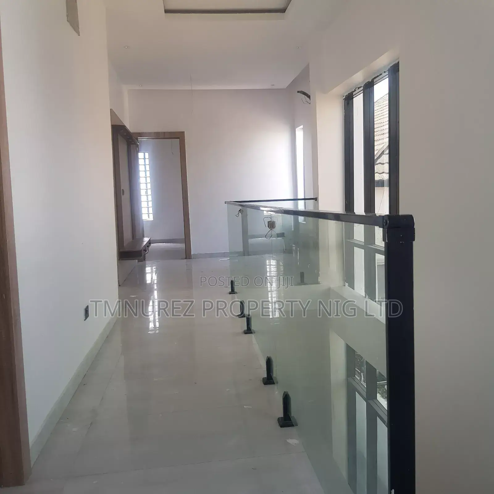 5bdrm Duplex in Osapa London, Lekki for sale in Lekki