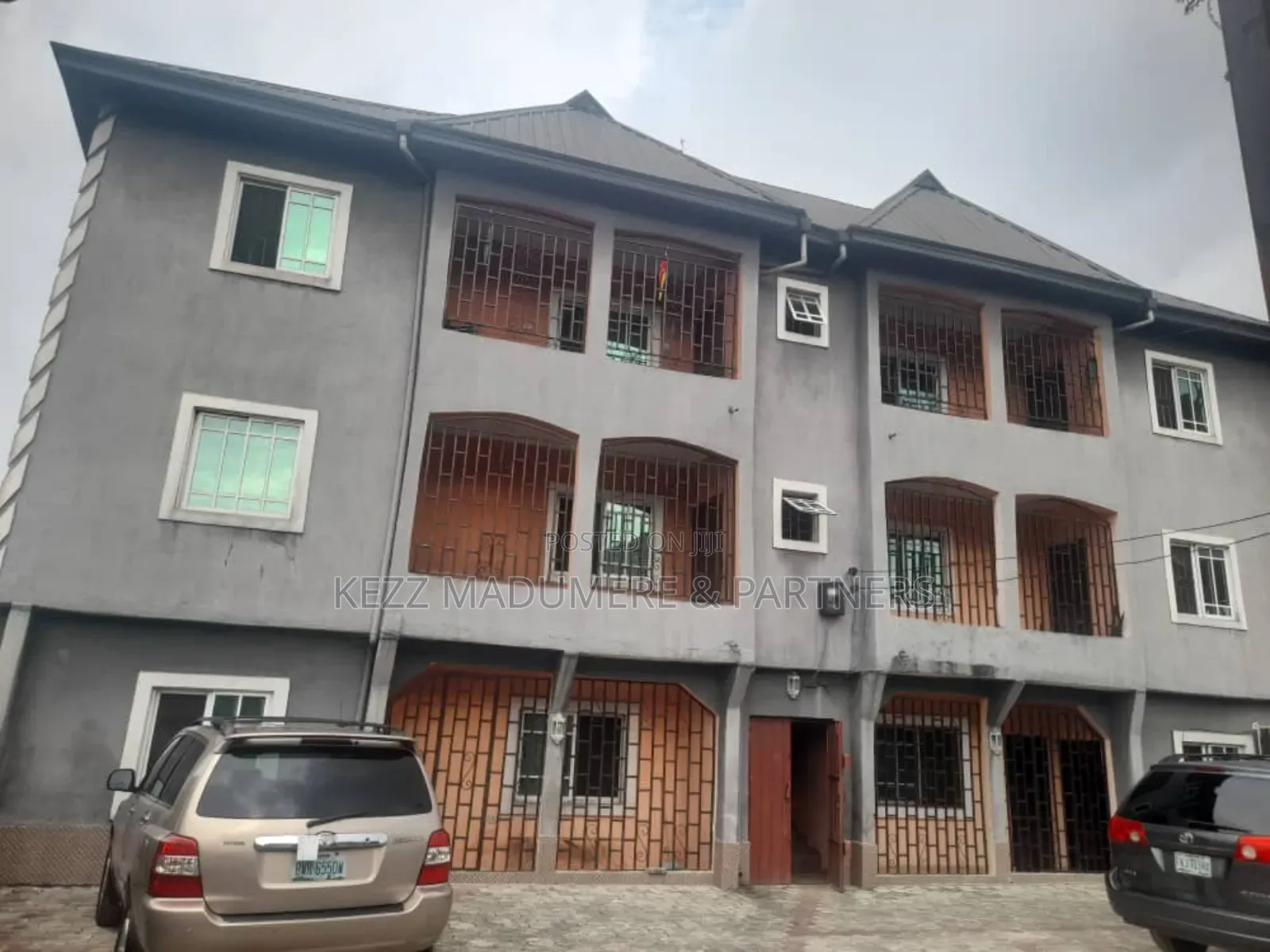 6bdrm Block of Flats in Inside An Estate,, Port-Harcourt for sale in Port-Harcourt