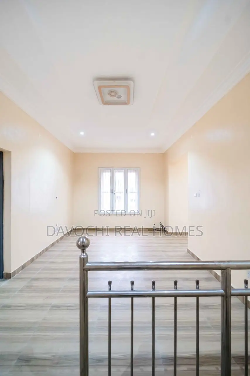 Furnished 5bdrm Duplex in Ikate for sale in Ikate