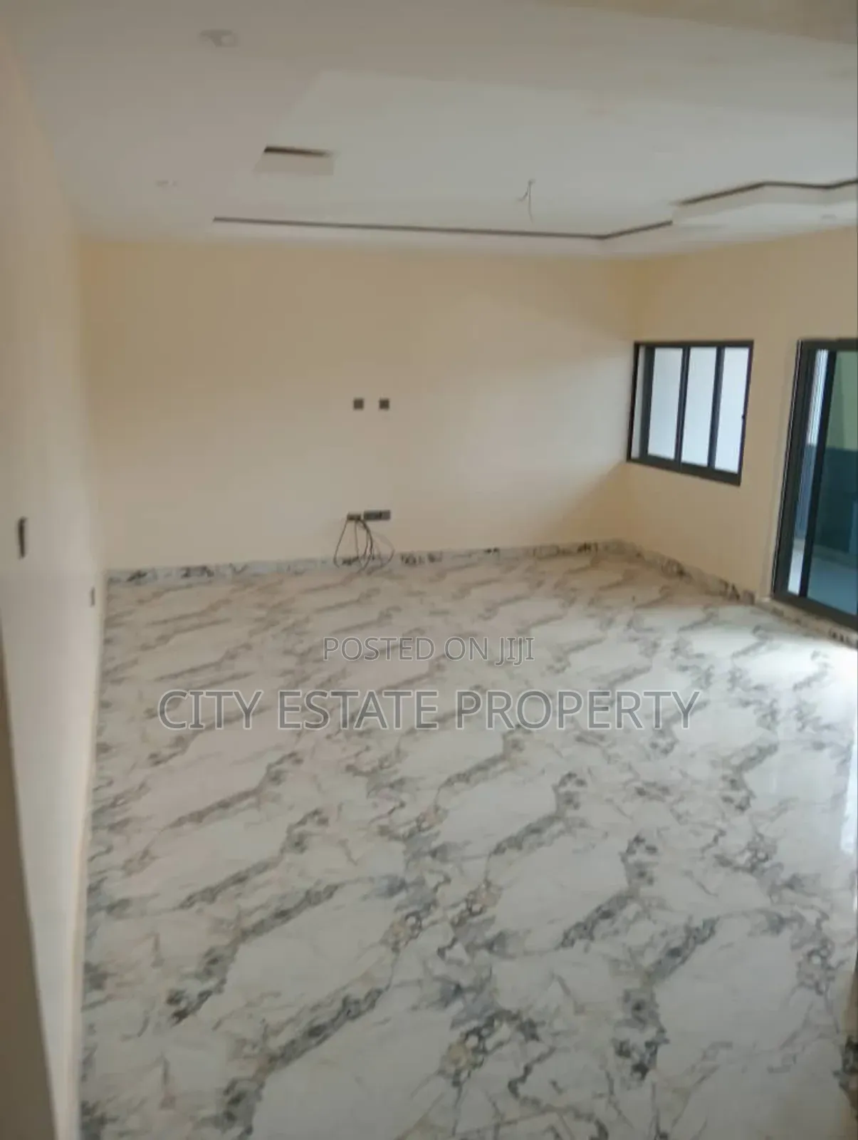 4bdrm Duplex in Life Camp for sale in Life Camp