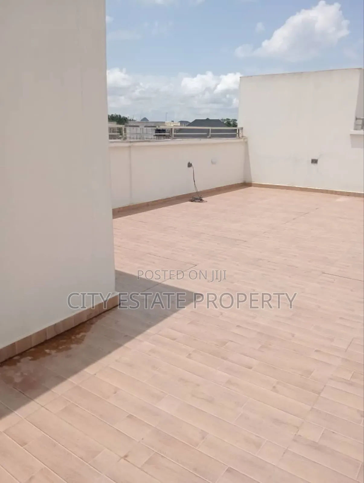 4bdrm Duplex in Life Camp for sale in Life Camp