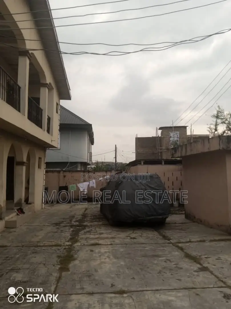 2bdrm Block of Flats in Achara Lay-Out Enugu for sale in Enugu