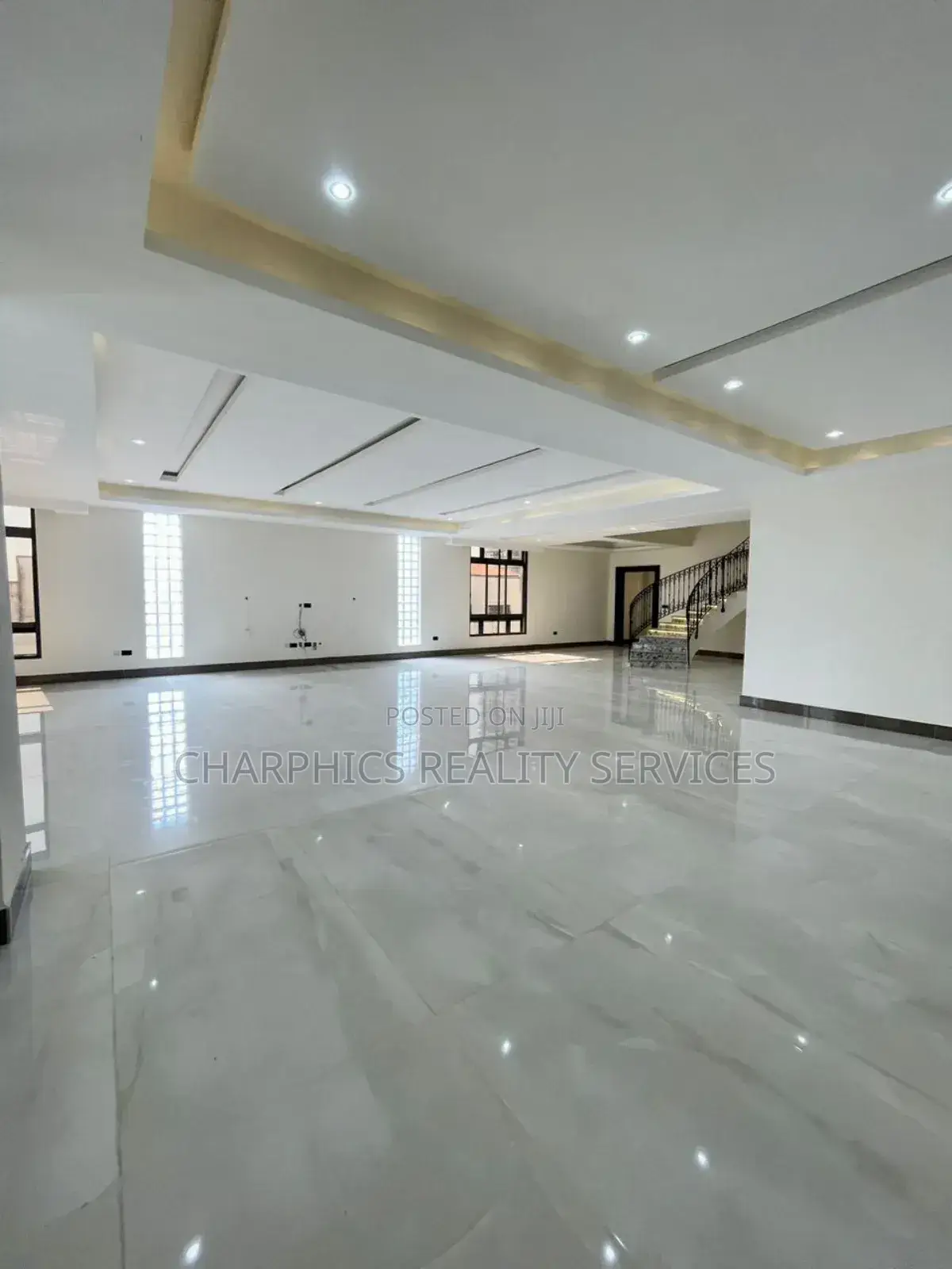 5bdrm Penthouse in Ikoyi for sale in Ikoyi