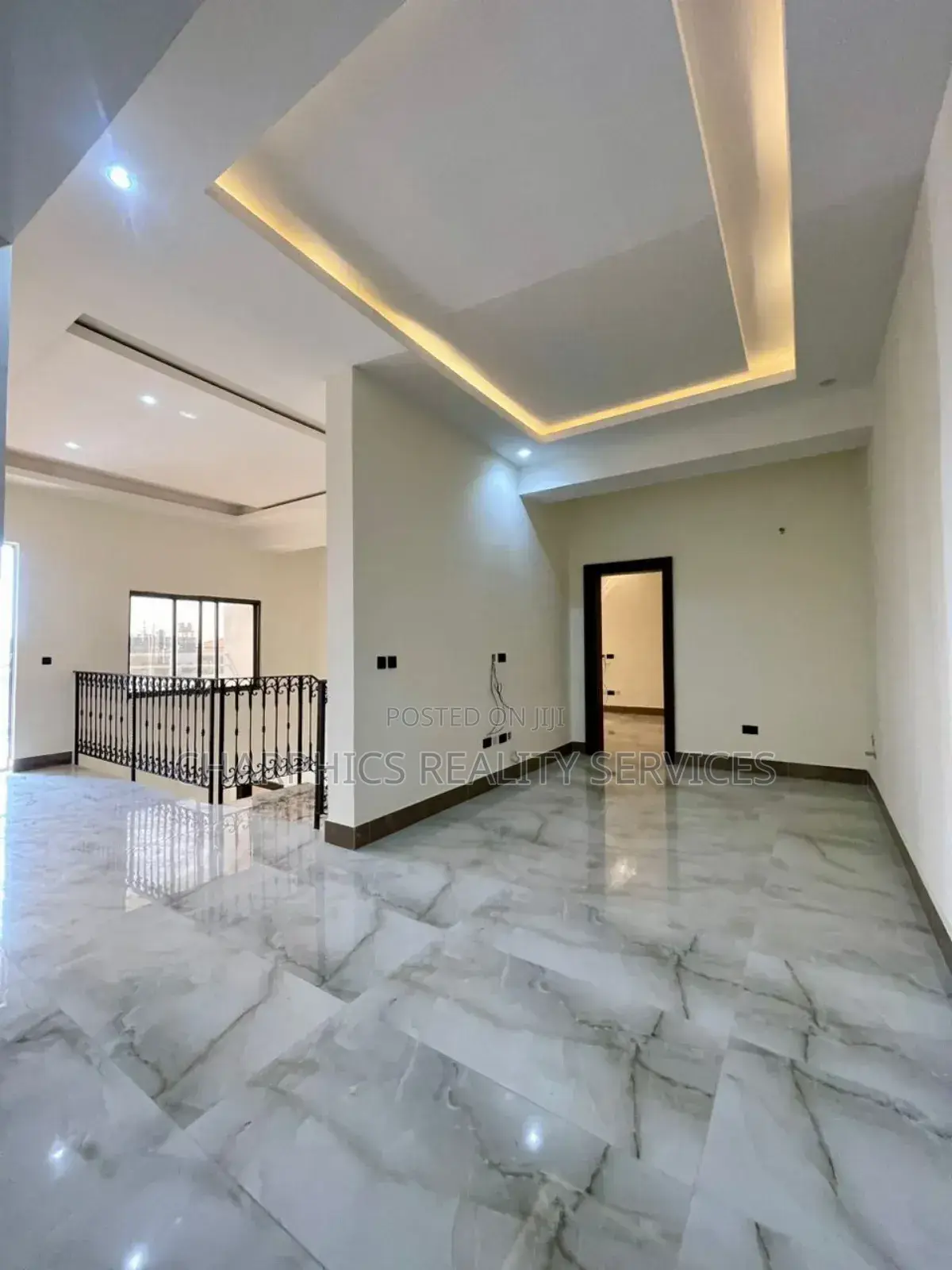5bdrm Penthouse in Ikoyi for sale in Ikoyi