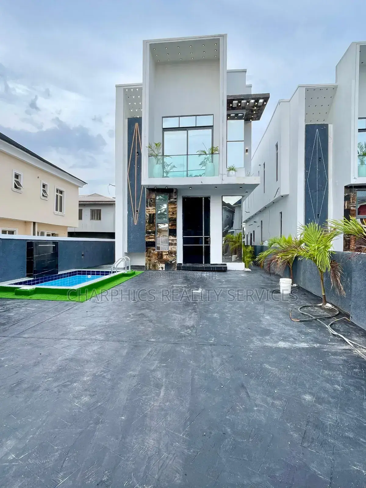 4bdrm Duplex in Ajah for sale in Ajah