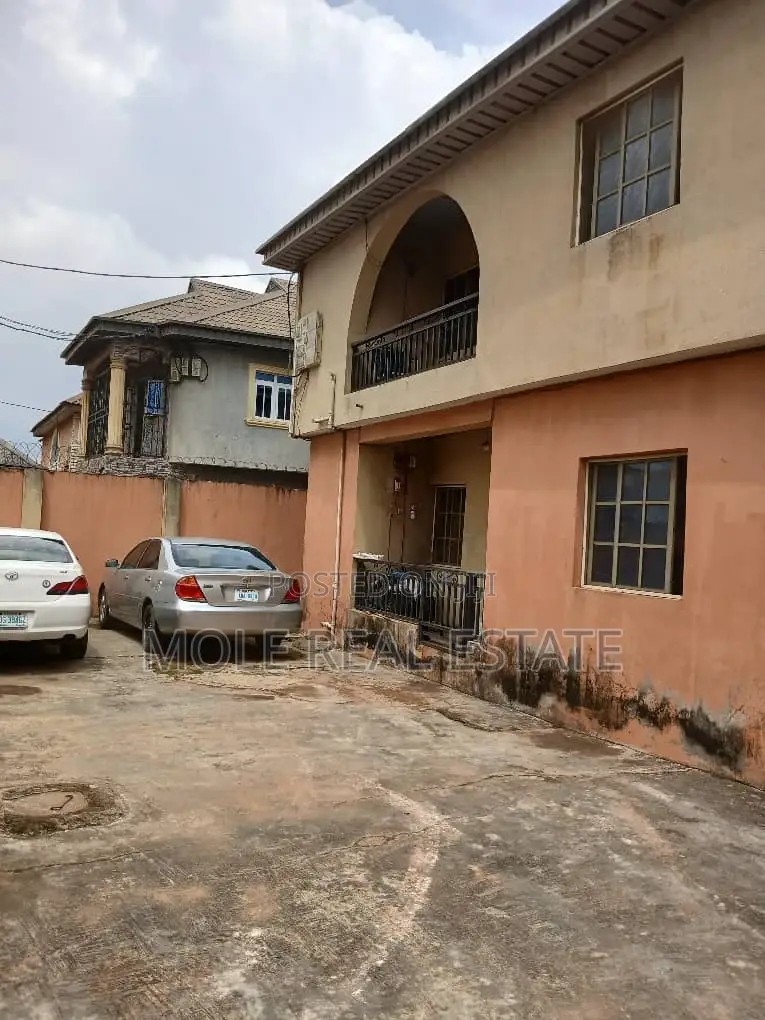 Furnished 3bdrm Apartment in By Kingstonjoe, Ejigbo / Ejigbo for sale in Ejigbo / Ejigbo