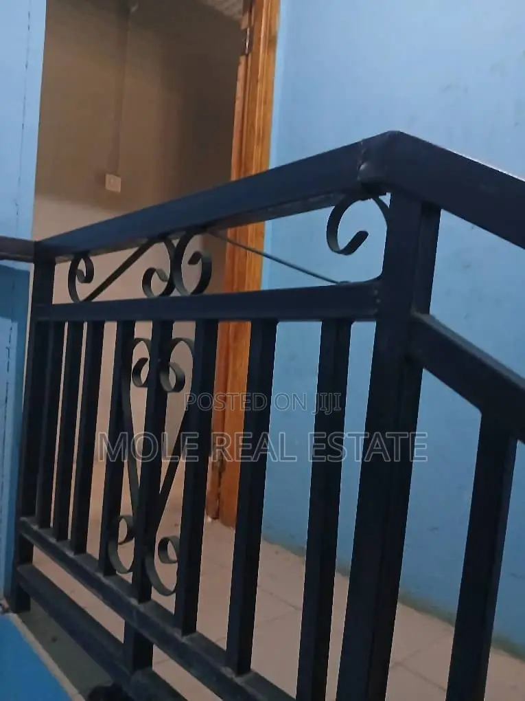 Furnished 3bdrm Apartment in By Kingstonjoe, Ejigbo / Ejigbo for sale in Ejigbo / Ejigbo