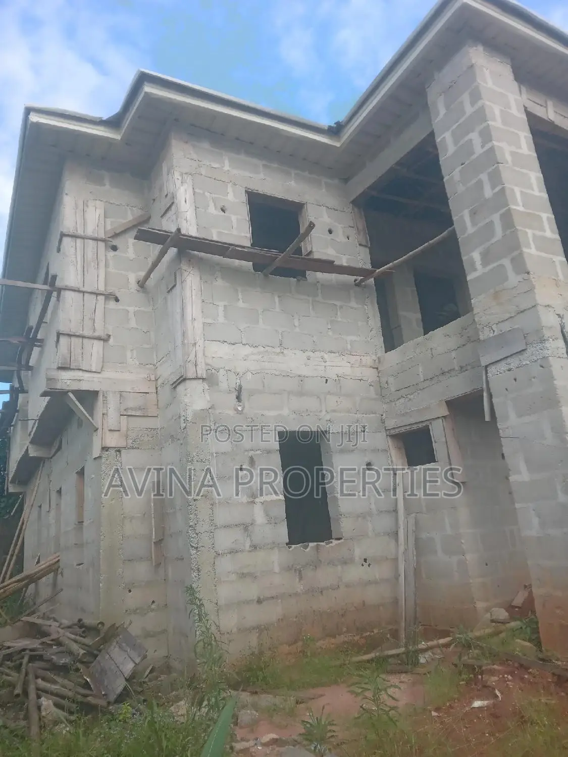 5bdrm Block of Flats in Owerri for sale in Owerri
