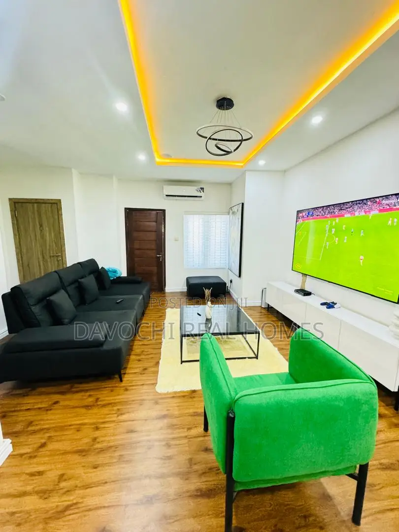 Furnished 3bdrm Apartment in Osapa london for rent in Osapa london