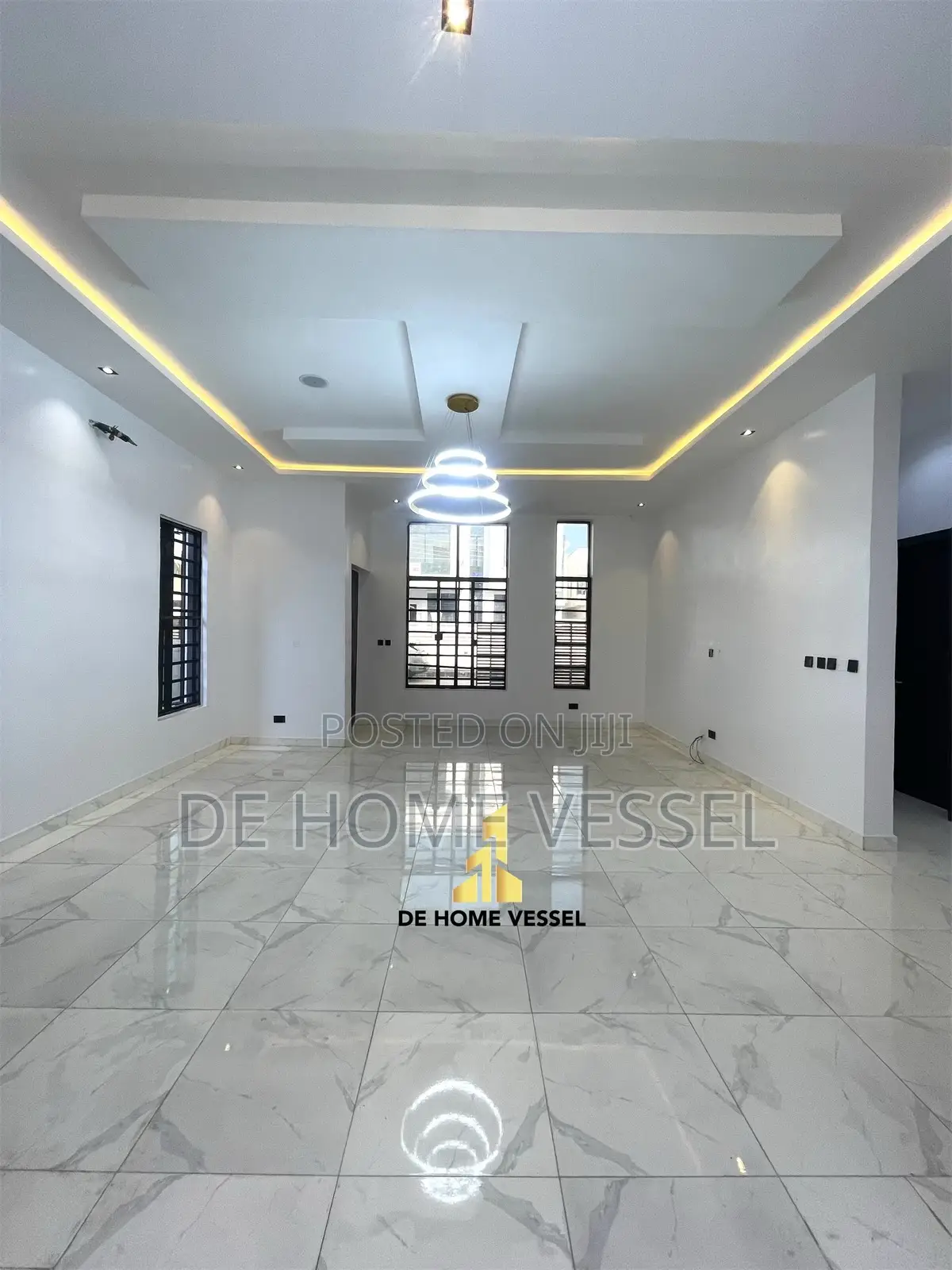5bdrm Duplex in Lekki for sale in Lekki