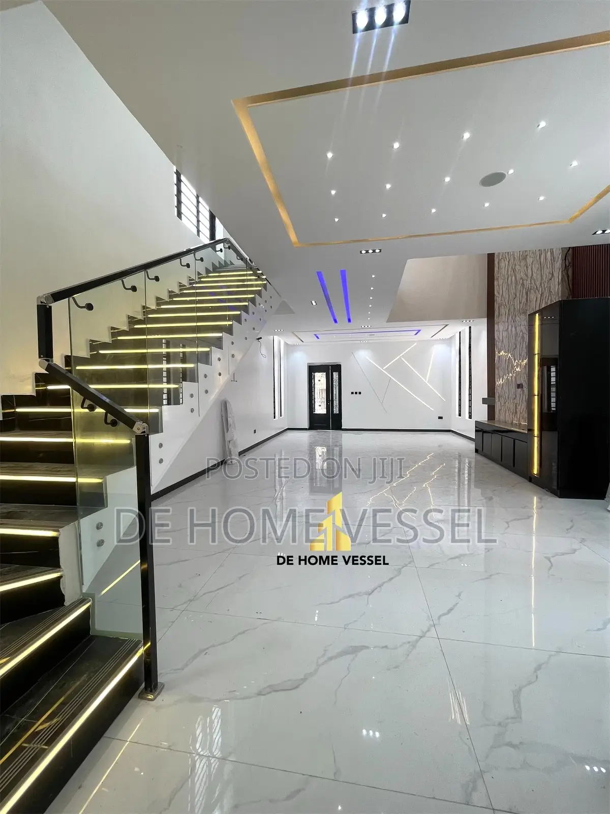 5bdrm Duplex in Ikate for sale in Ikate