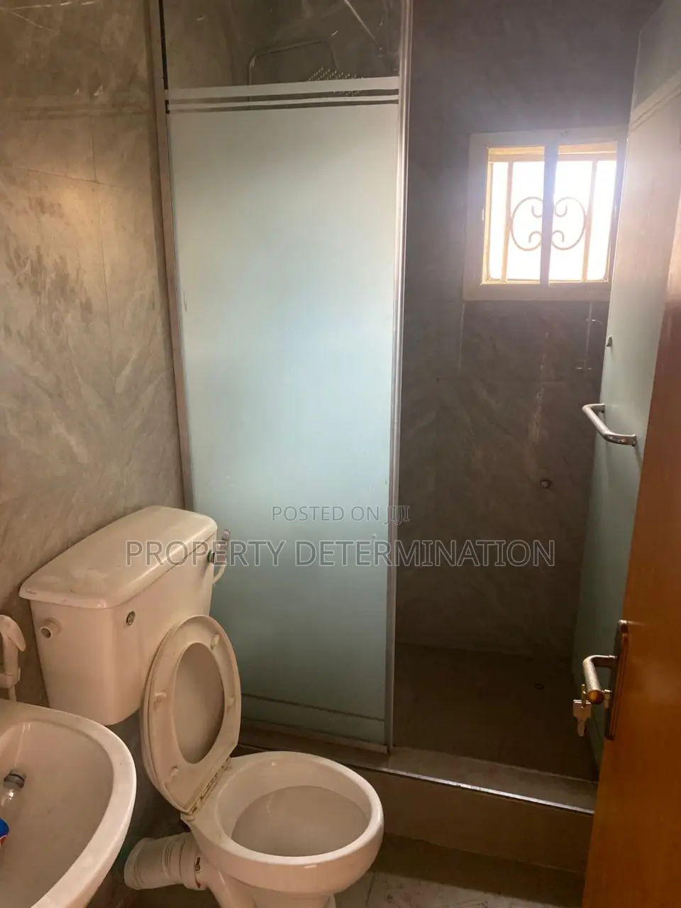 5bdrm Duplex in Omole Phase 2 for rent in Omole Phase 2