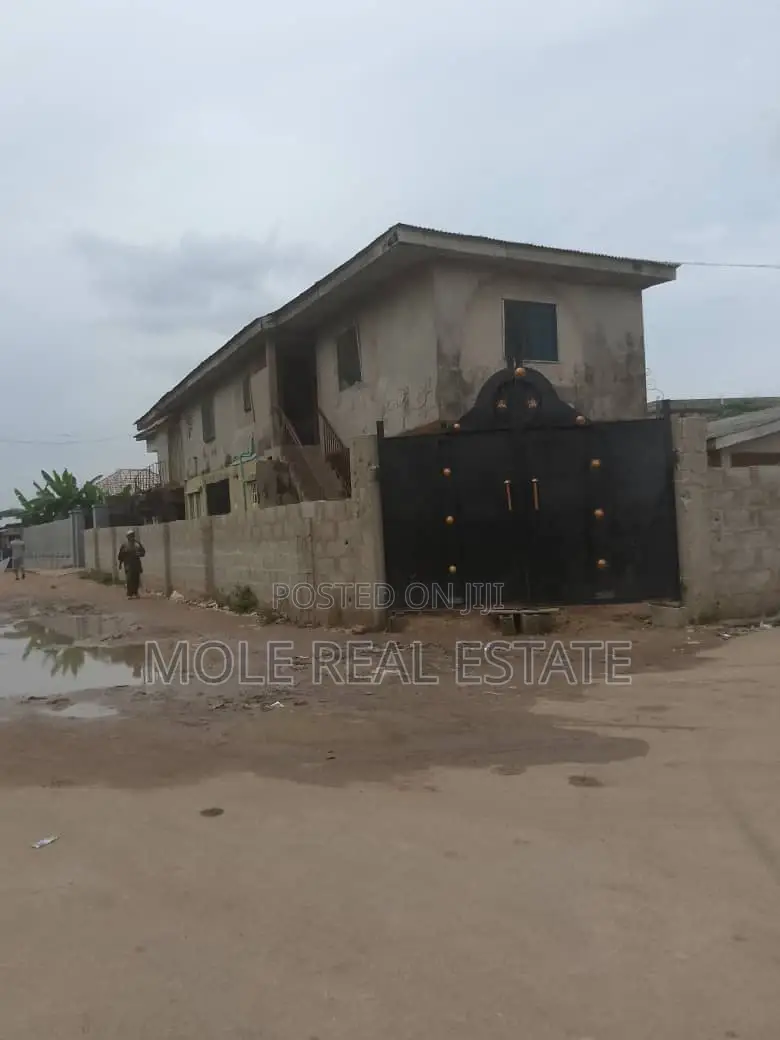 4 Plots Masive Cinema Hall 4 Sale Ikotun in Ikotun/Igando