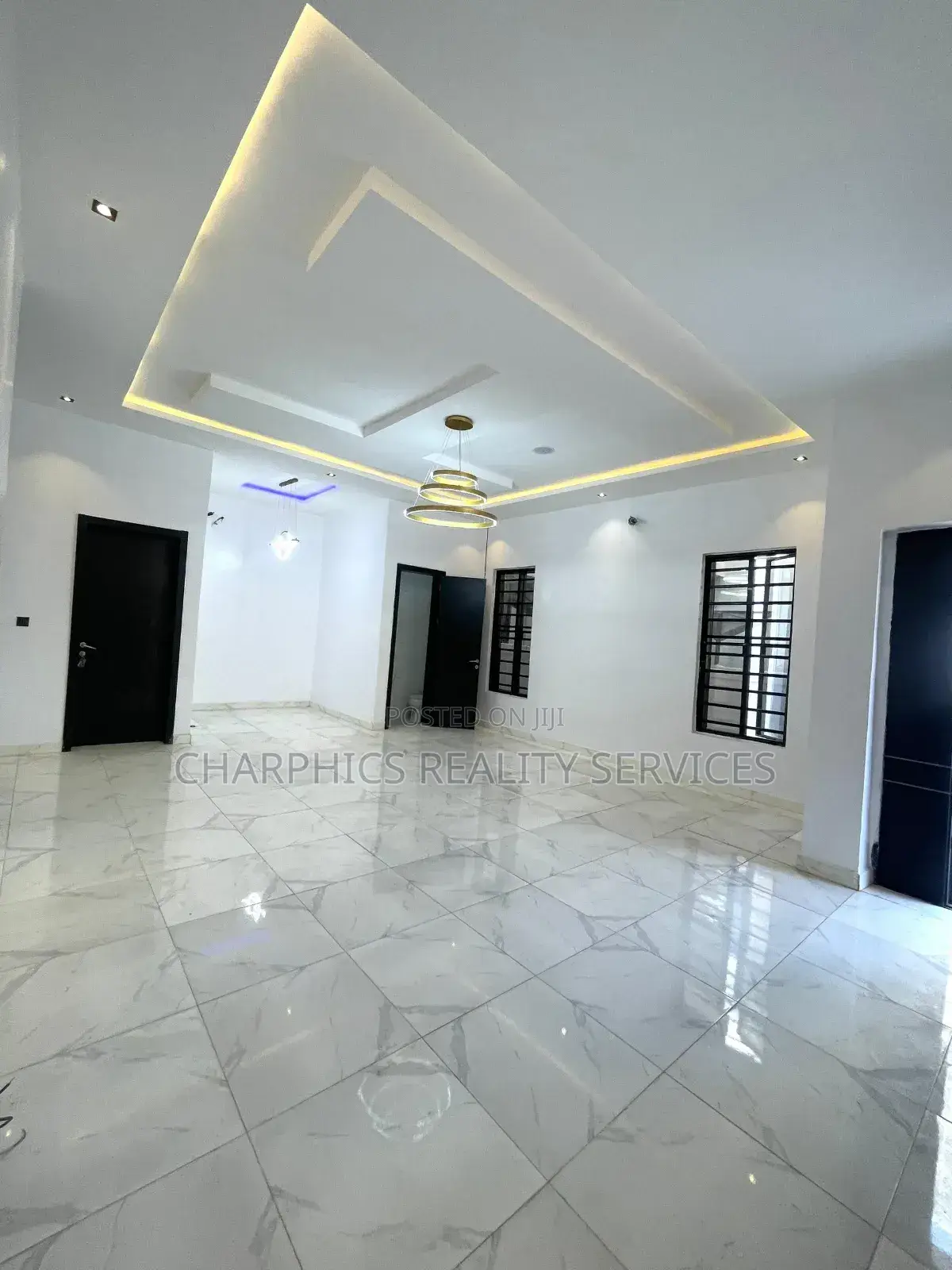 5bdrm Duplex in Lekki for sale in Lekki